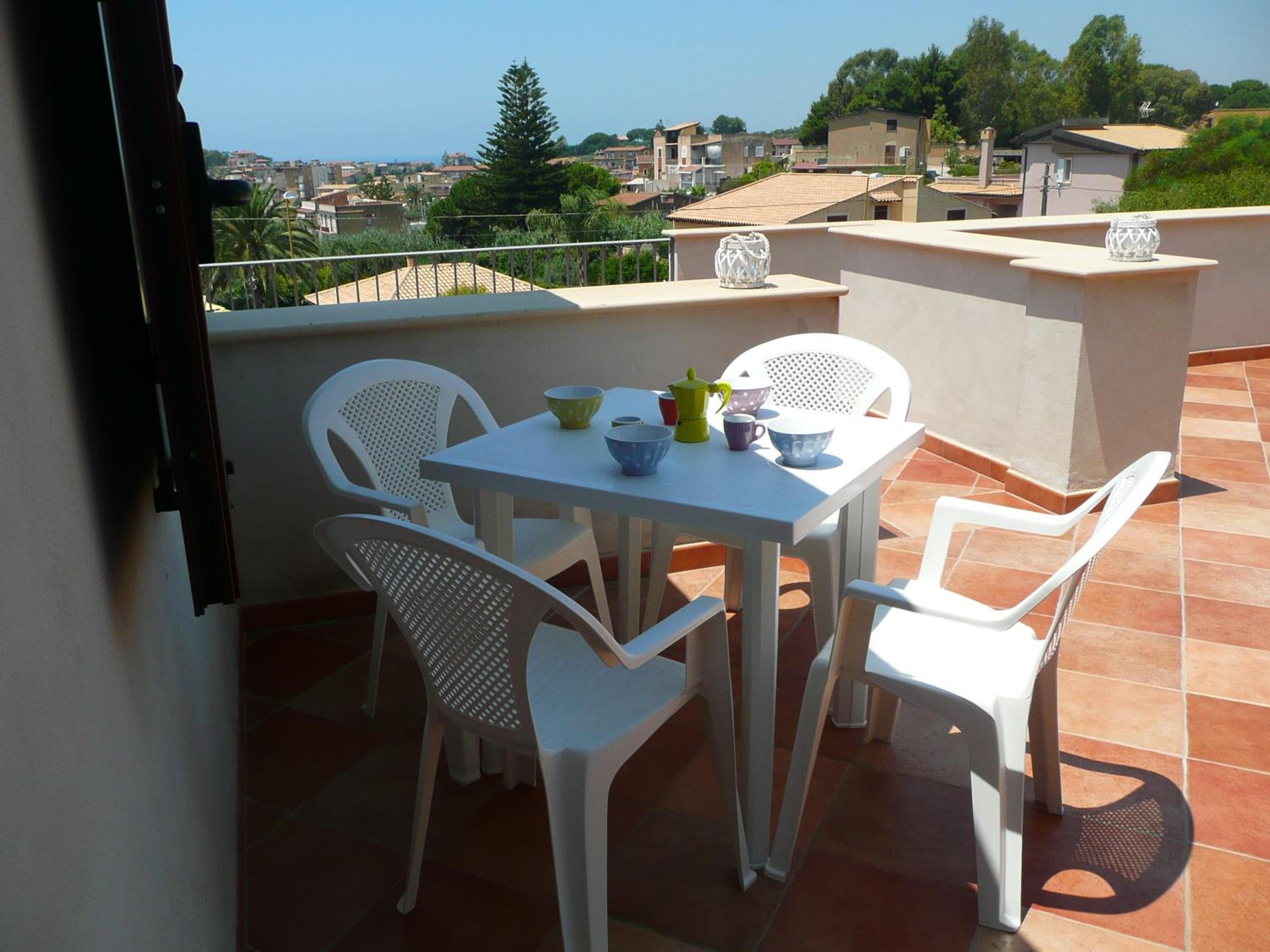Apartment with Terrace photo 2