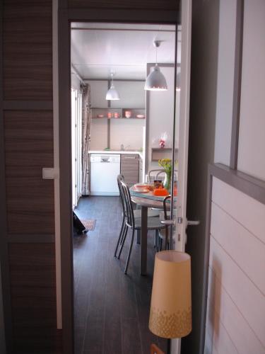 Chalet (6 Adults) photo 3