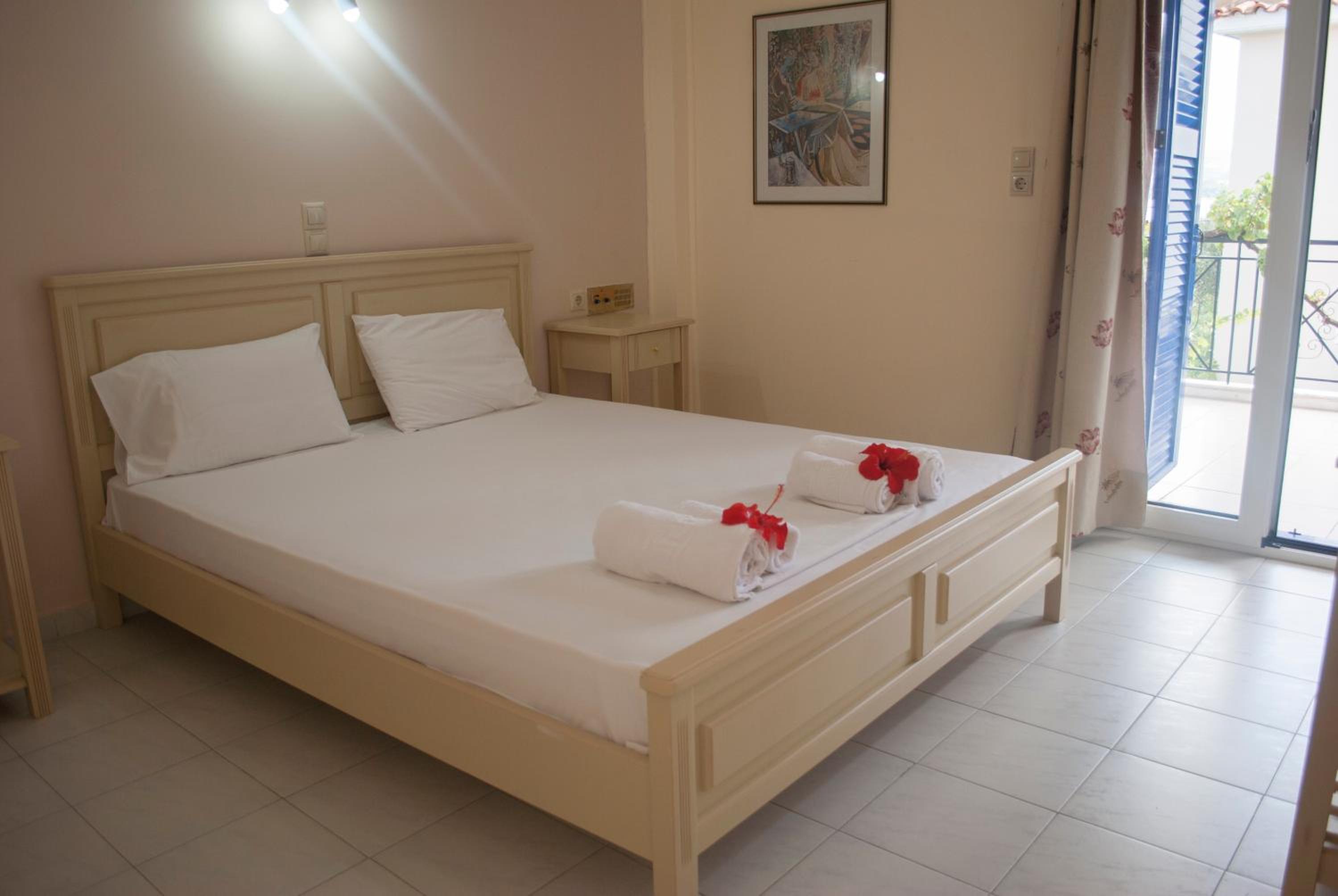 Superior Triple Room - Photo 4