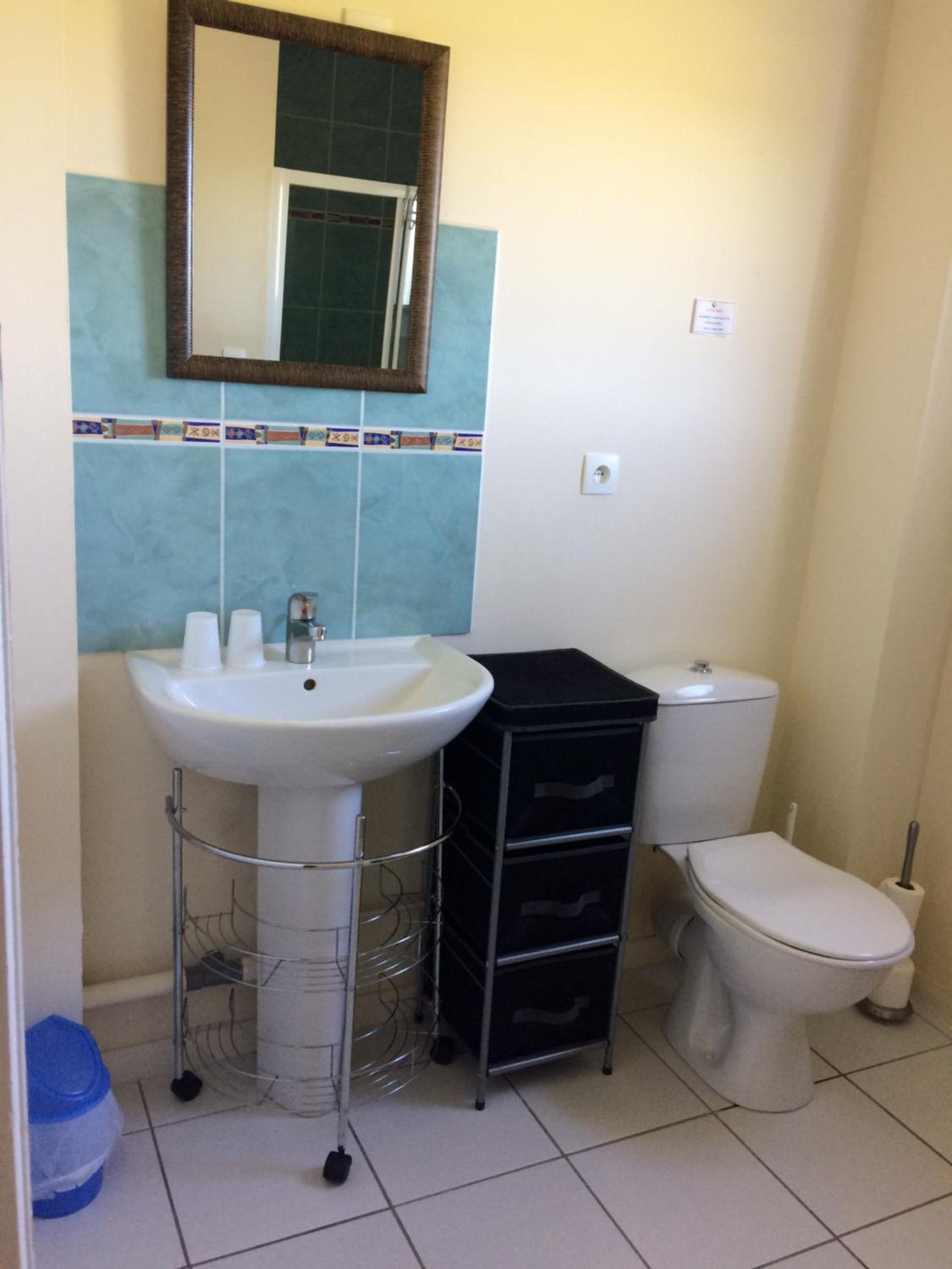 Double Room - Photo 2