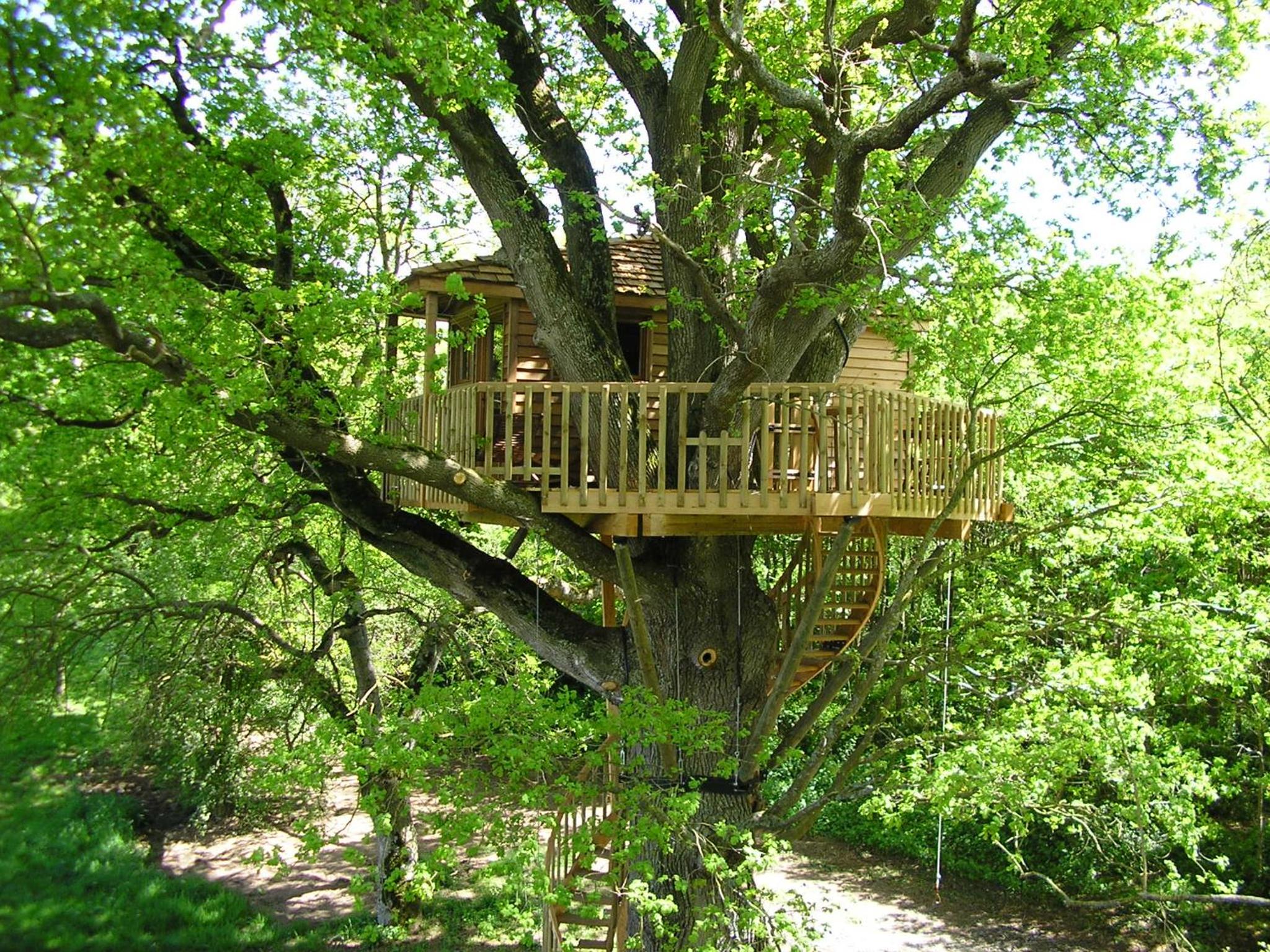 Wooden Cabin photo 2