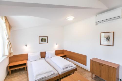 Premium Quadruple Room