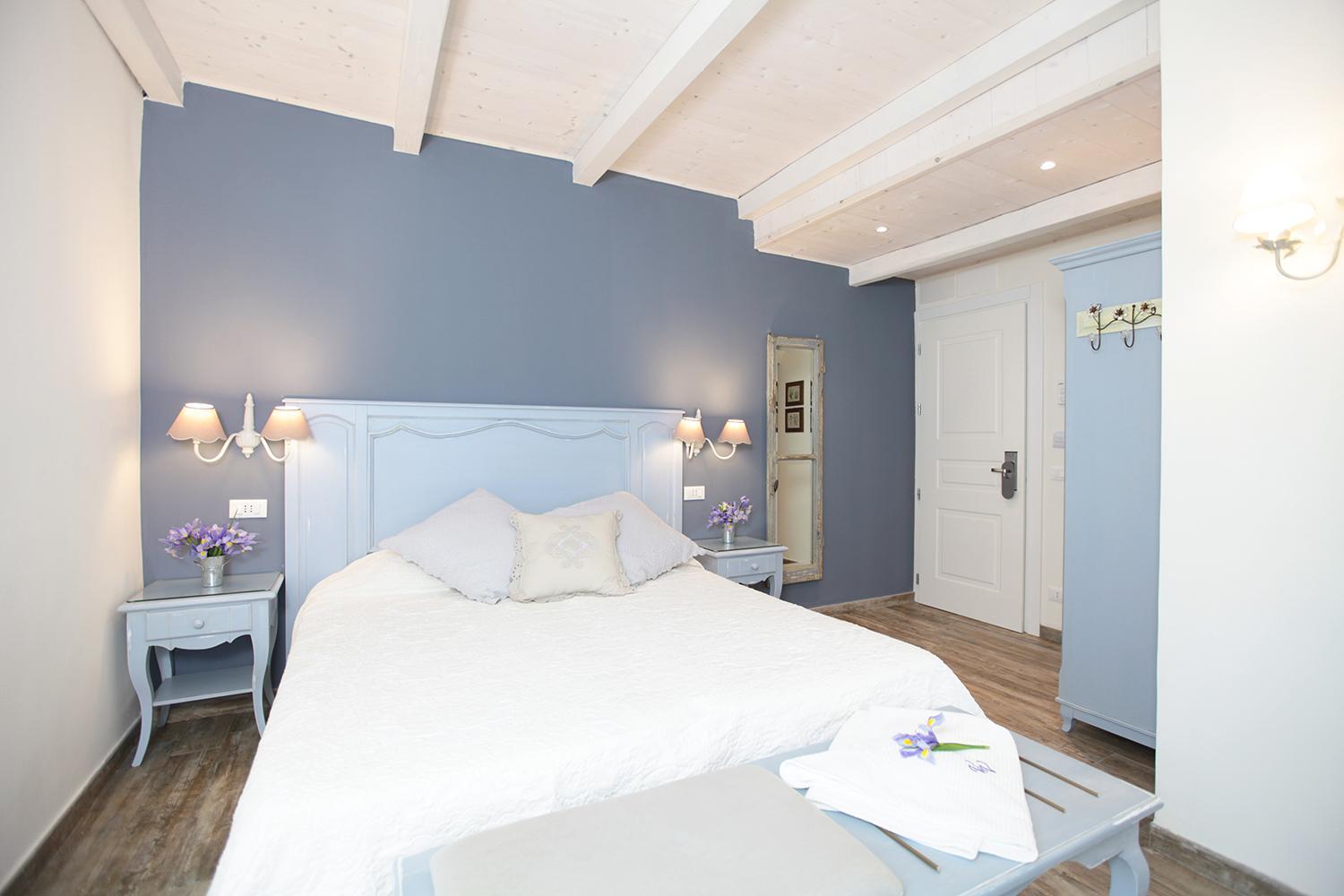Deluxe Queen Room photo 2