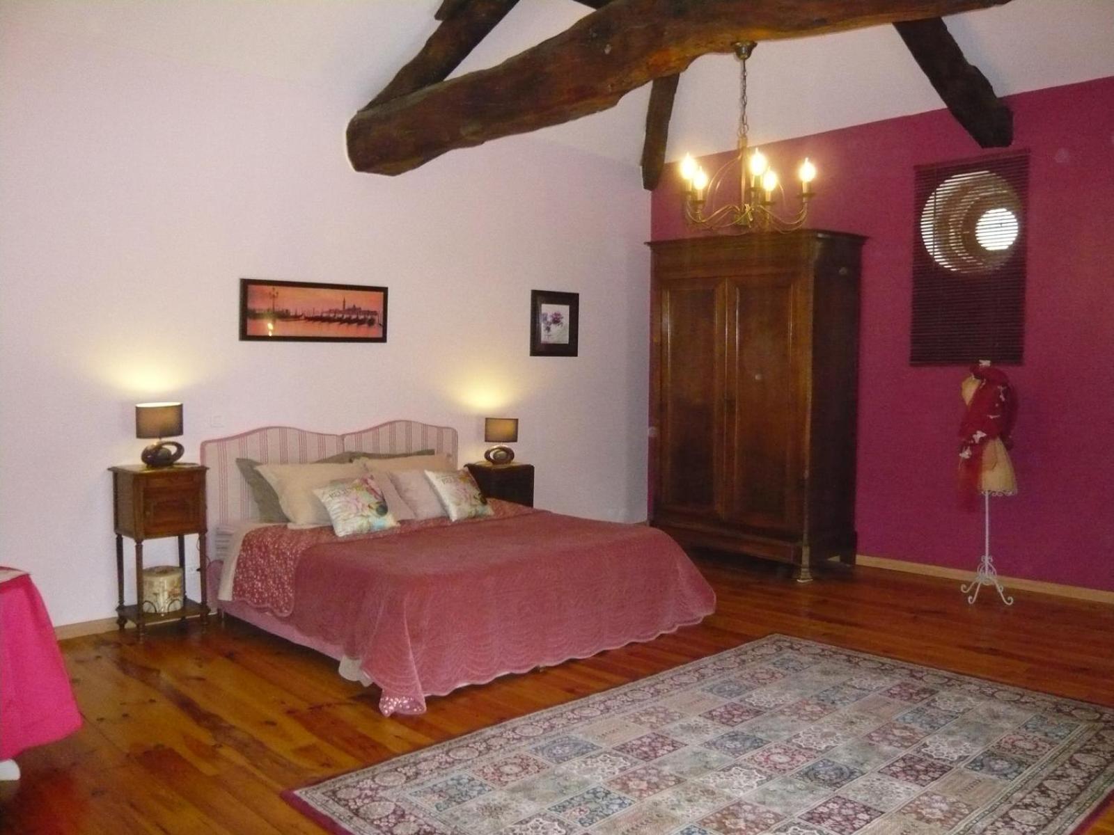 Deluxe Double Room with Shower photo 1