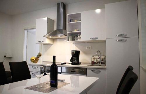 Apartment - Ground Floor photo 2