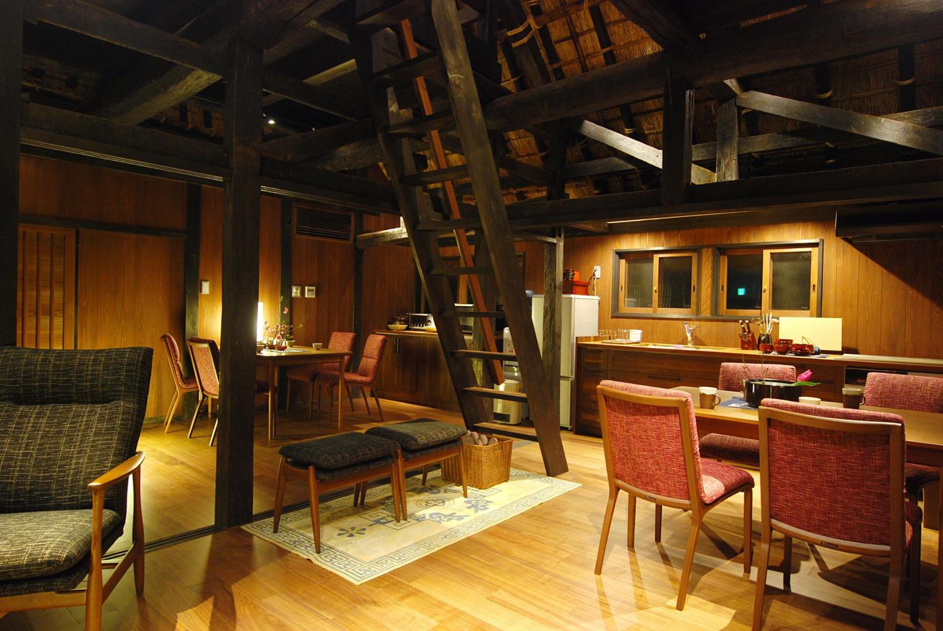 Japanese-Style Townhouse 7 photo 2
