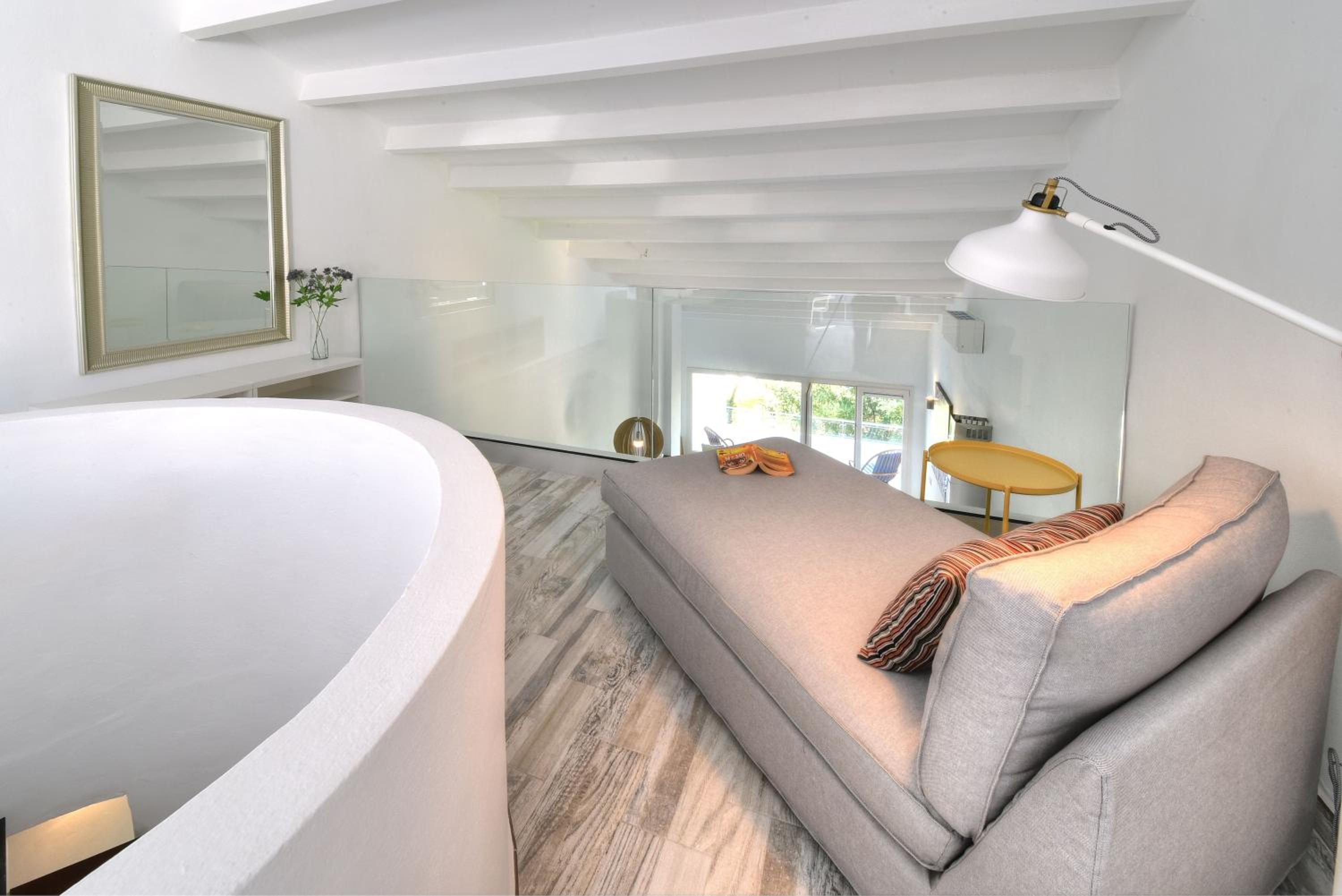 Apartment - Split Level