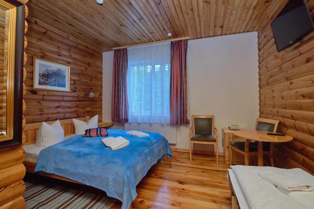 Large Double Room photo 1