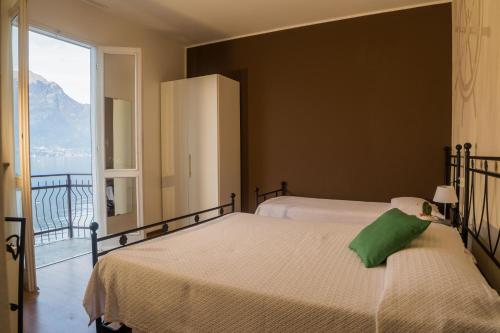 Triple Room with Lake View photo 1