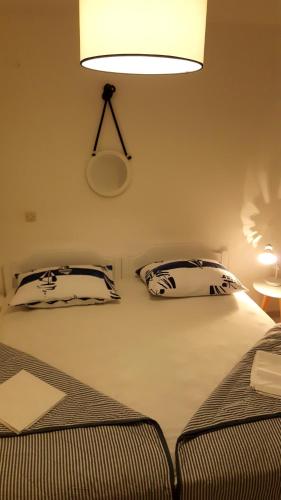 Studio Apartment with Balcony - Photo 9