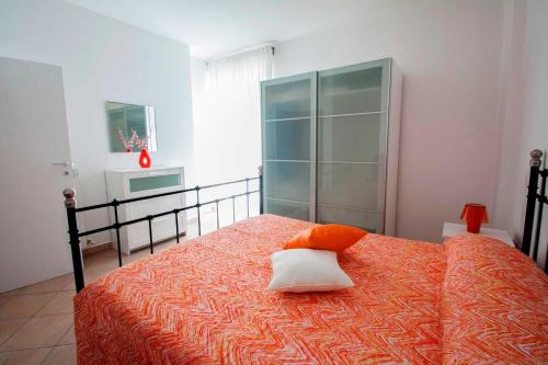 One-Bedroom Apartment with Garden View
