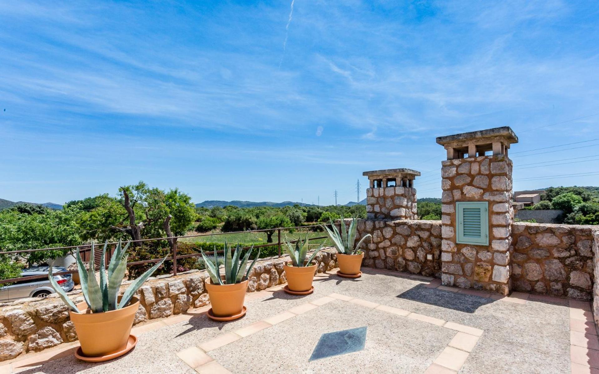 Three-Bedroom Villa photo 1