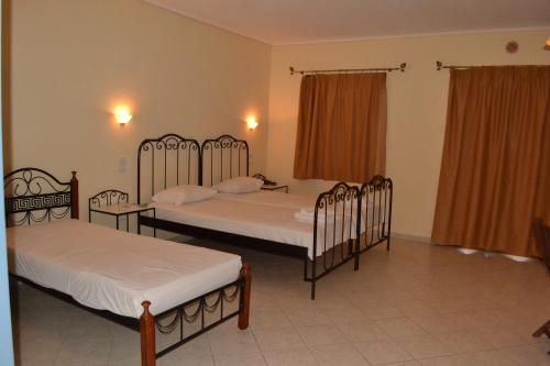 Studio Apartment with Sea View photo 3