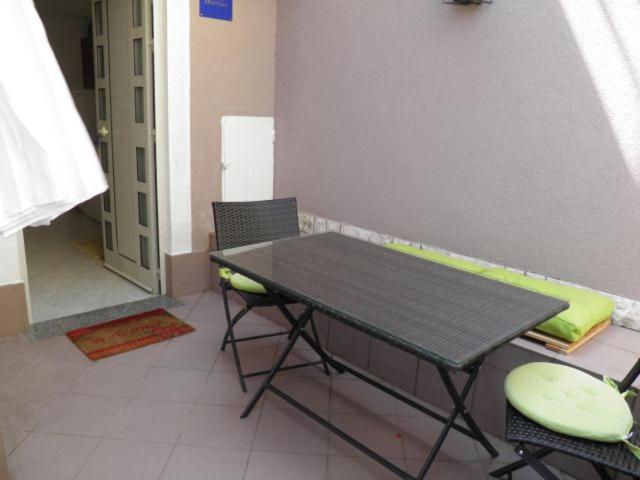 Apartment with Sea View photo 1