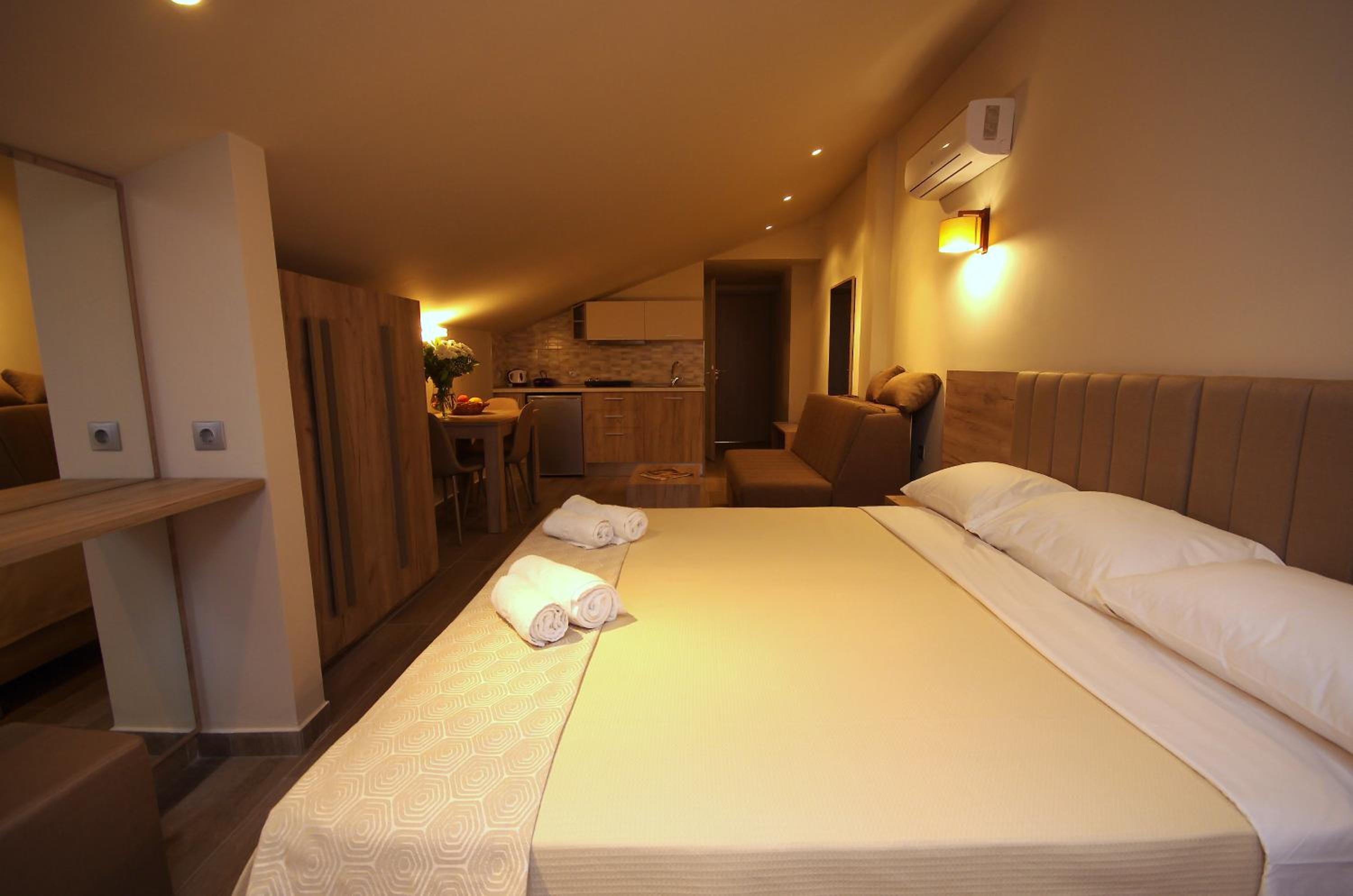 Deluxe Quadruple Room photo 2