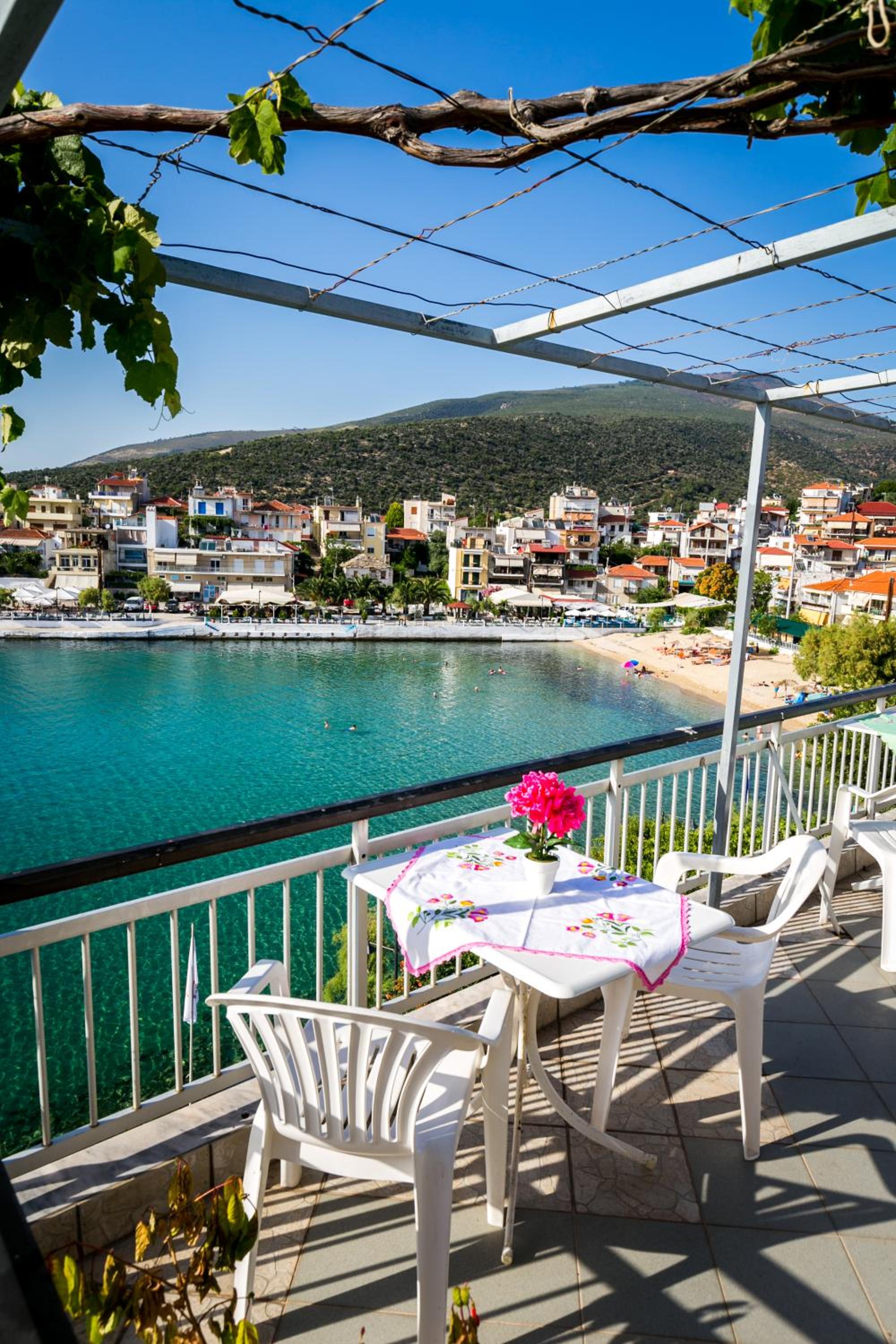 Studio Apartment with Sea View