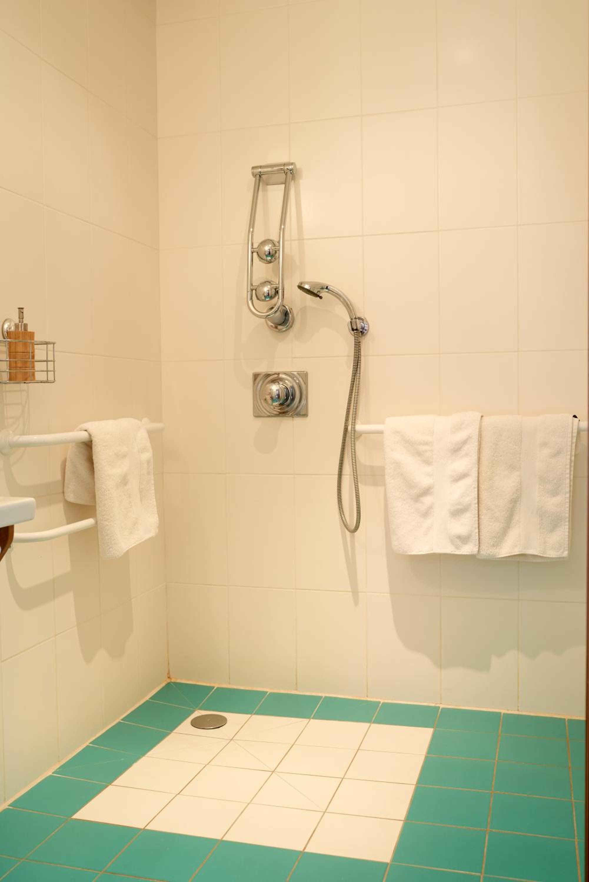 Comfort Triple Room with Shower