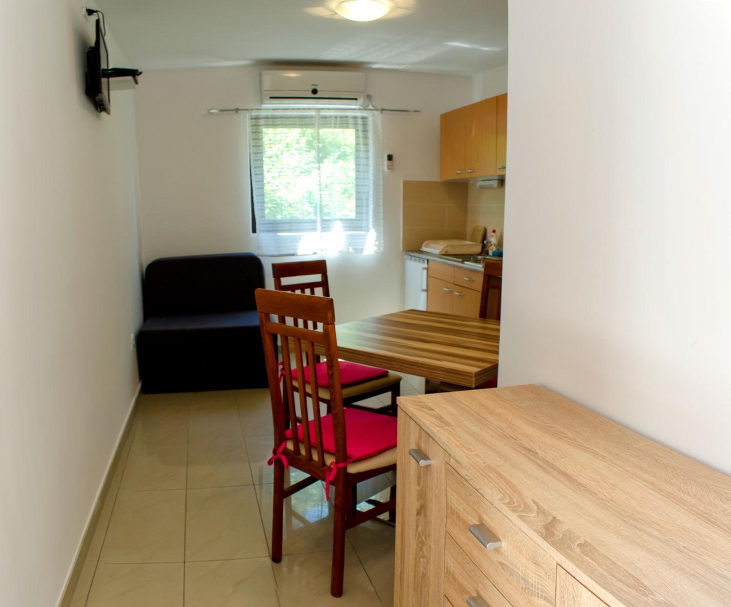 Deluxe Apartment photo 2