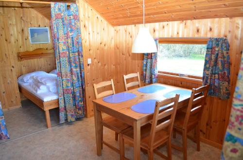 Two-Bedroom Cottage photo 2