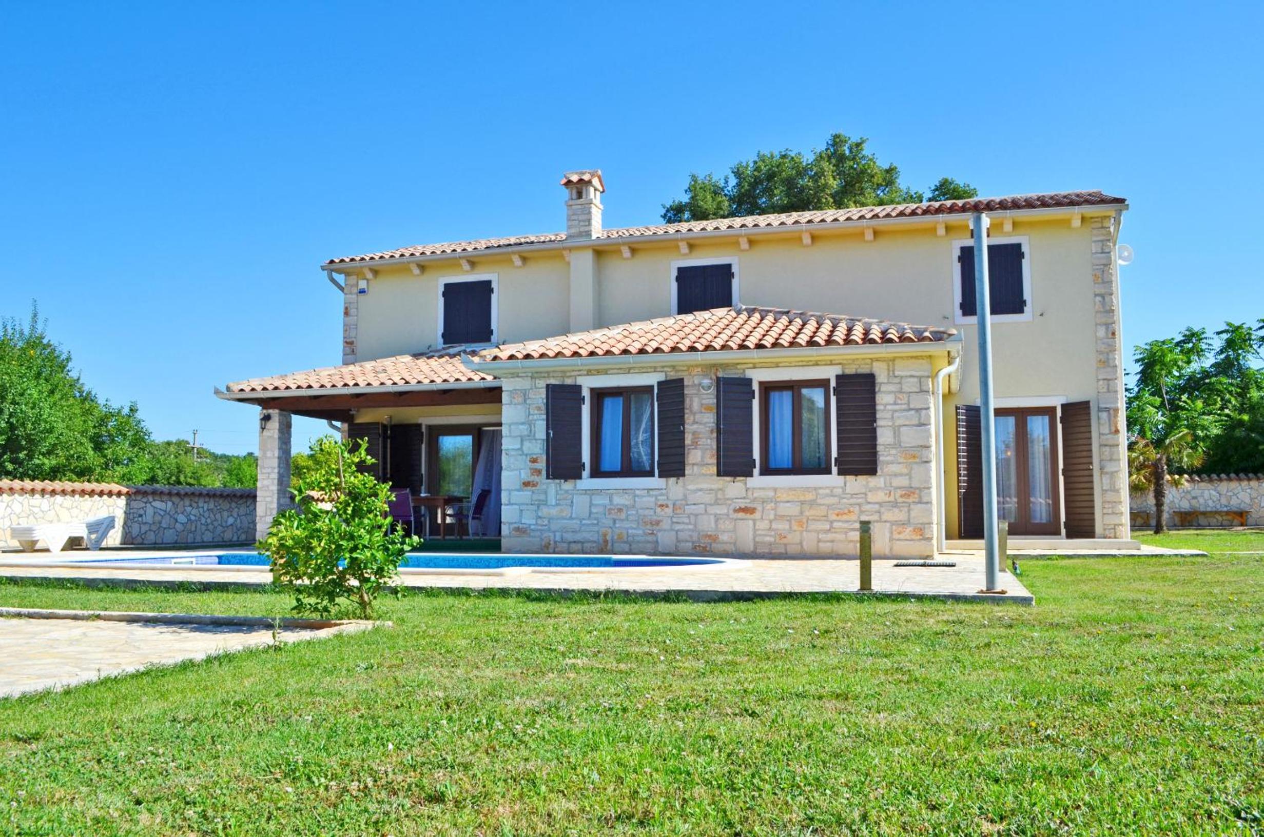 Four-Bedroom House with Private Pool