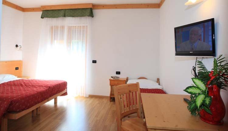 Comfort Triple Room