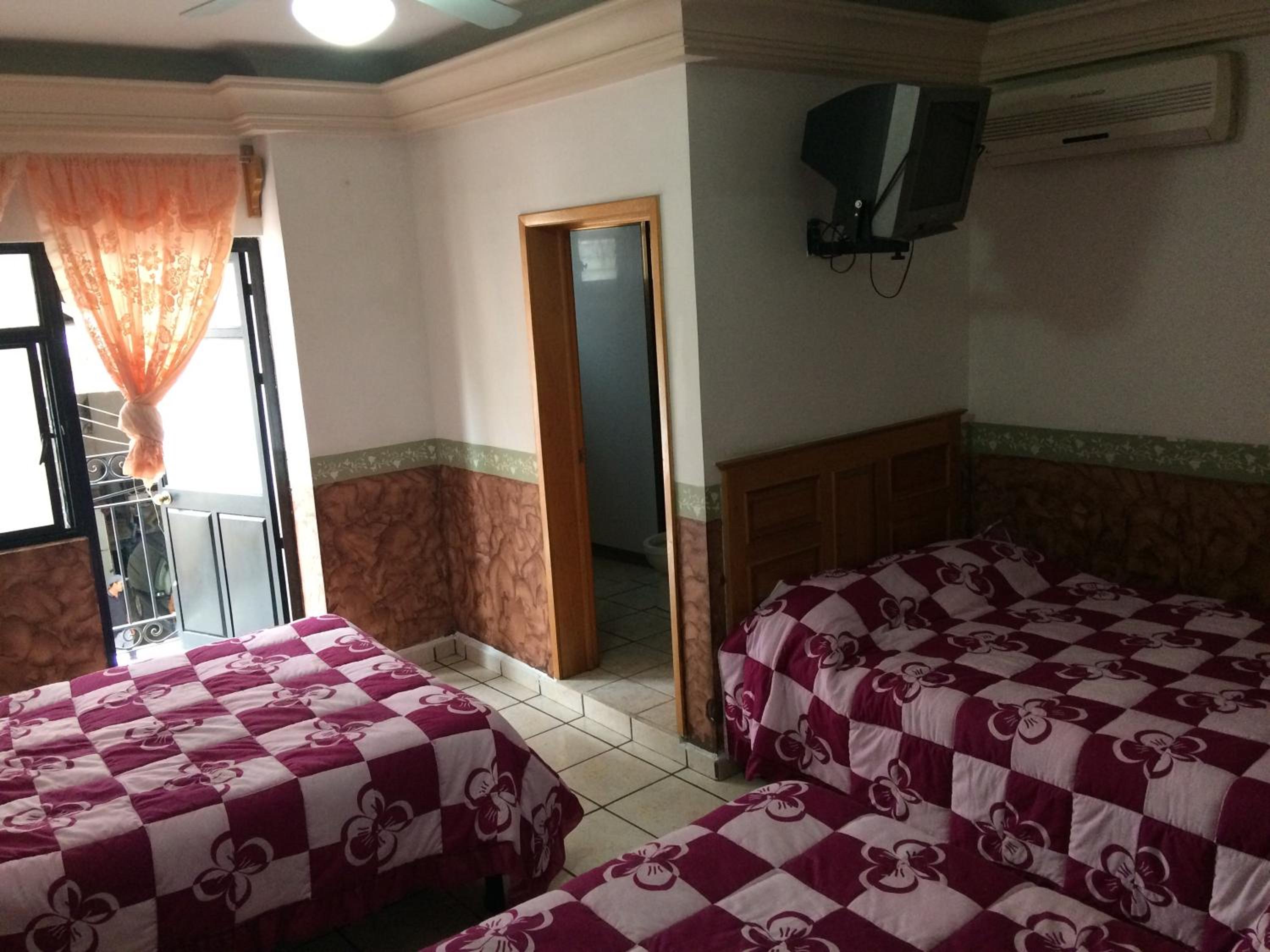 Triple Room - Photo 1
