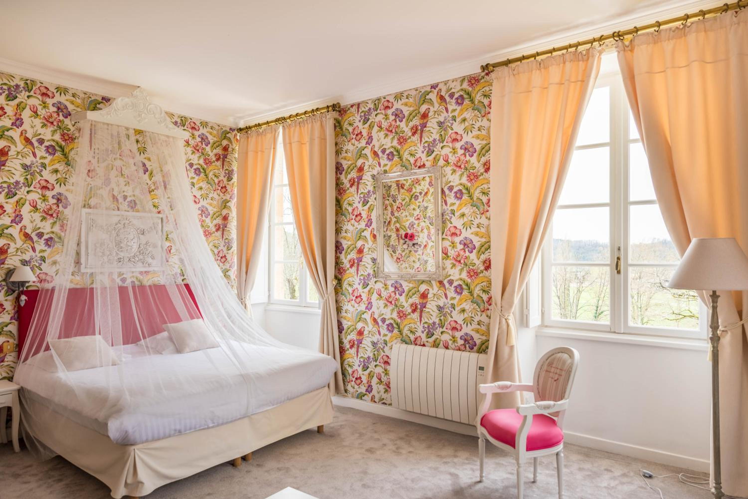 Deluxe Double or Twin Room with Park View - Photo 23