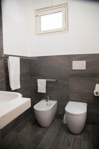 Family Apartment - No Kitchenette - Photo 16