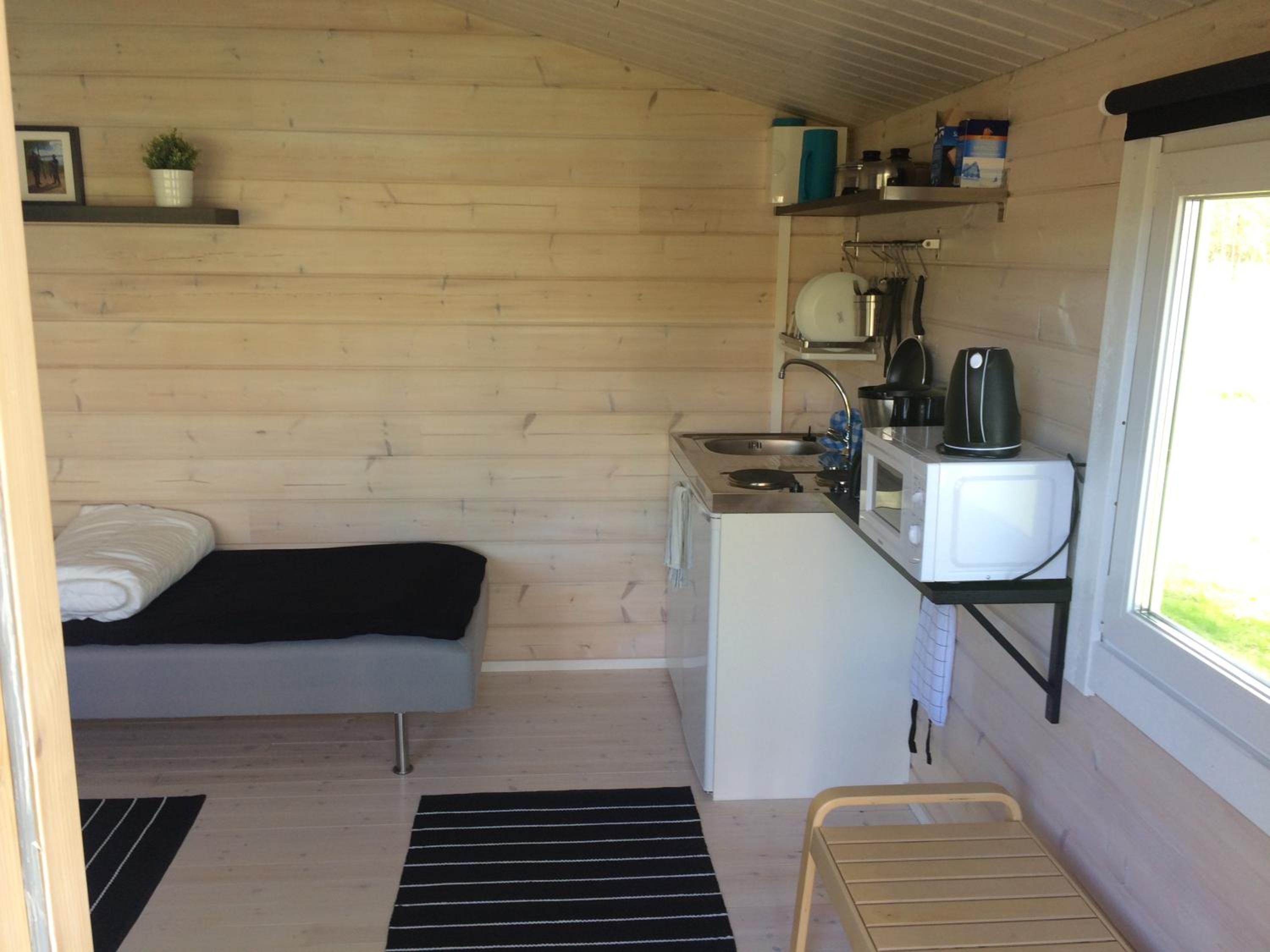 Quadruple Room with Shared Bathroom photo 3