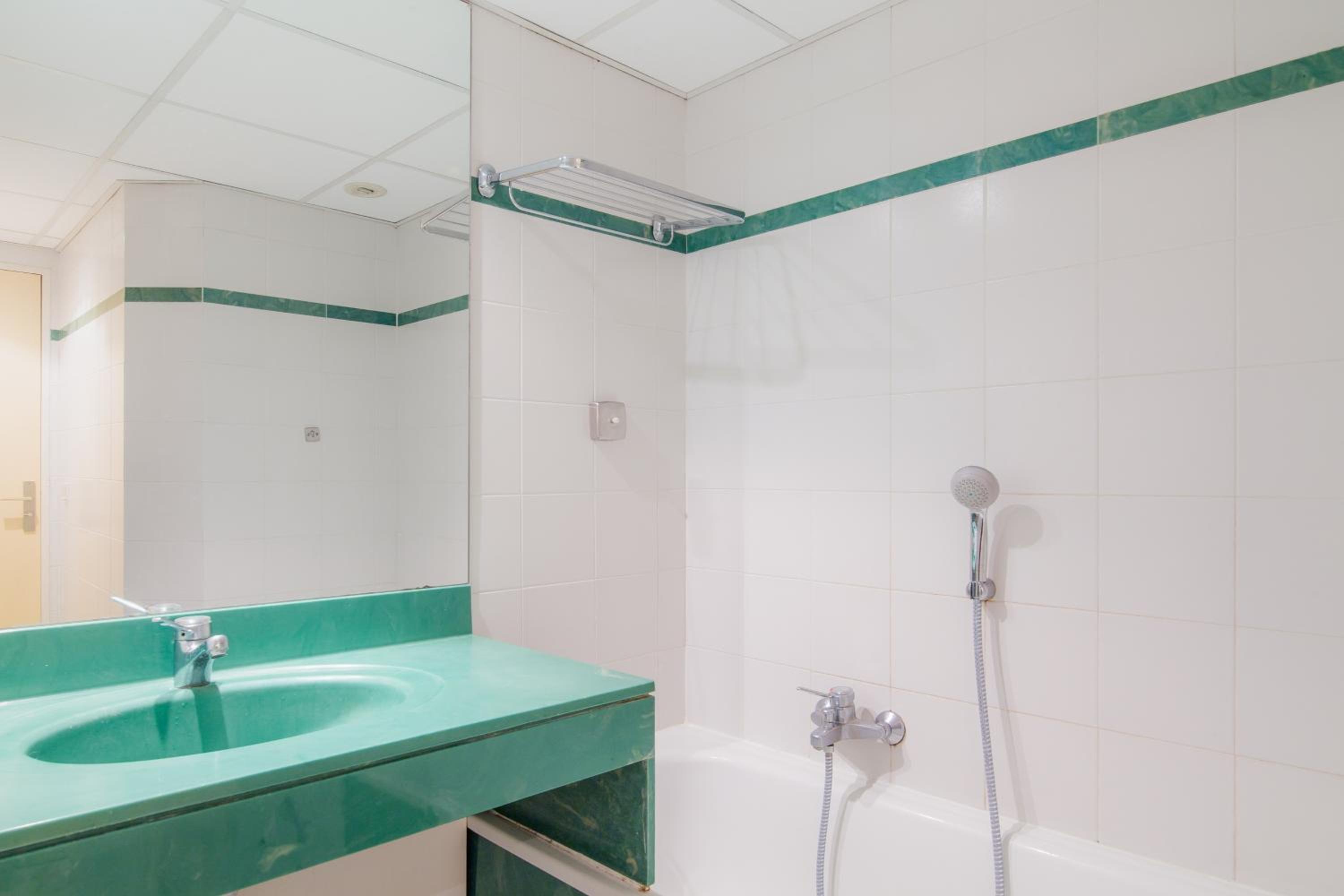 Comfort One-Bedroom Apartment (4 People)