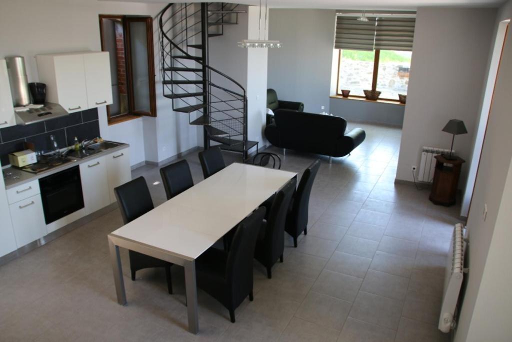Holiday Home (11 adults) photo 1