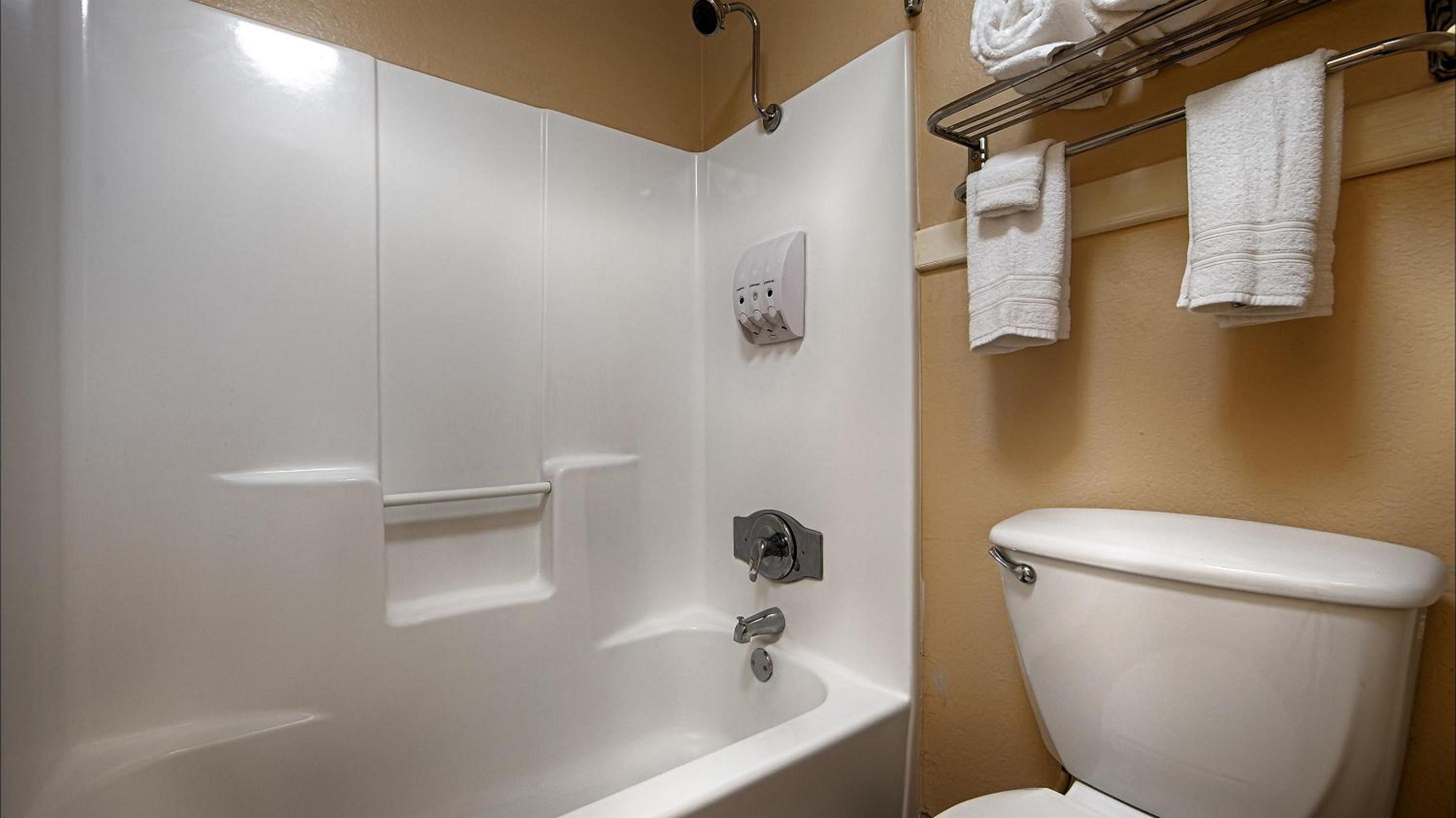King Room with Kitchenette