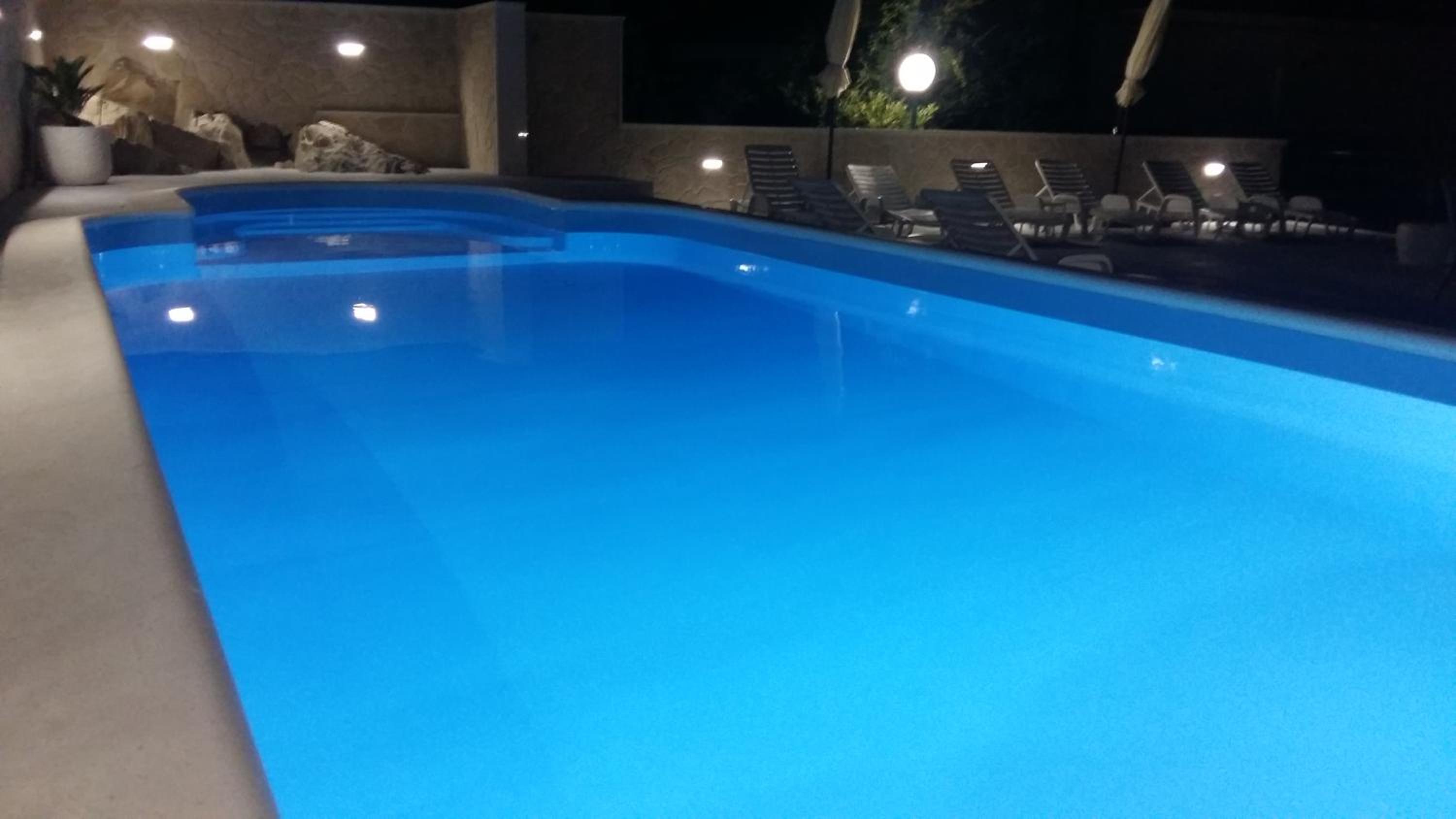 Comfort Two-Bedroom Apartment with Balcony, Terrace and Sea View