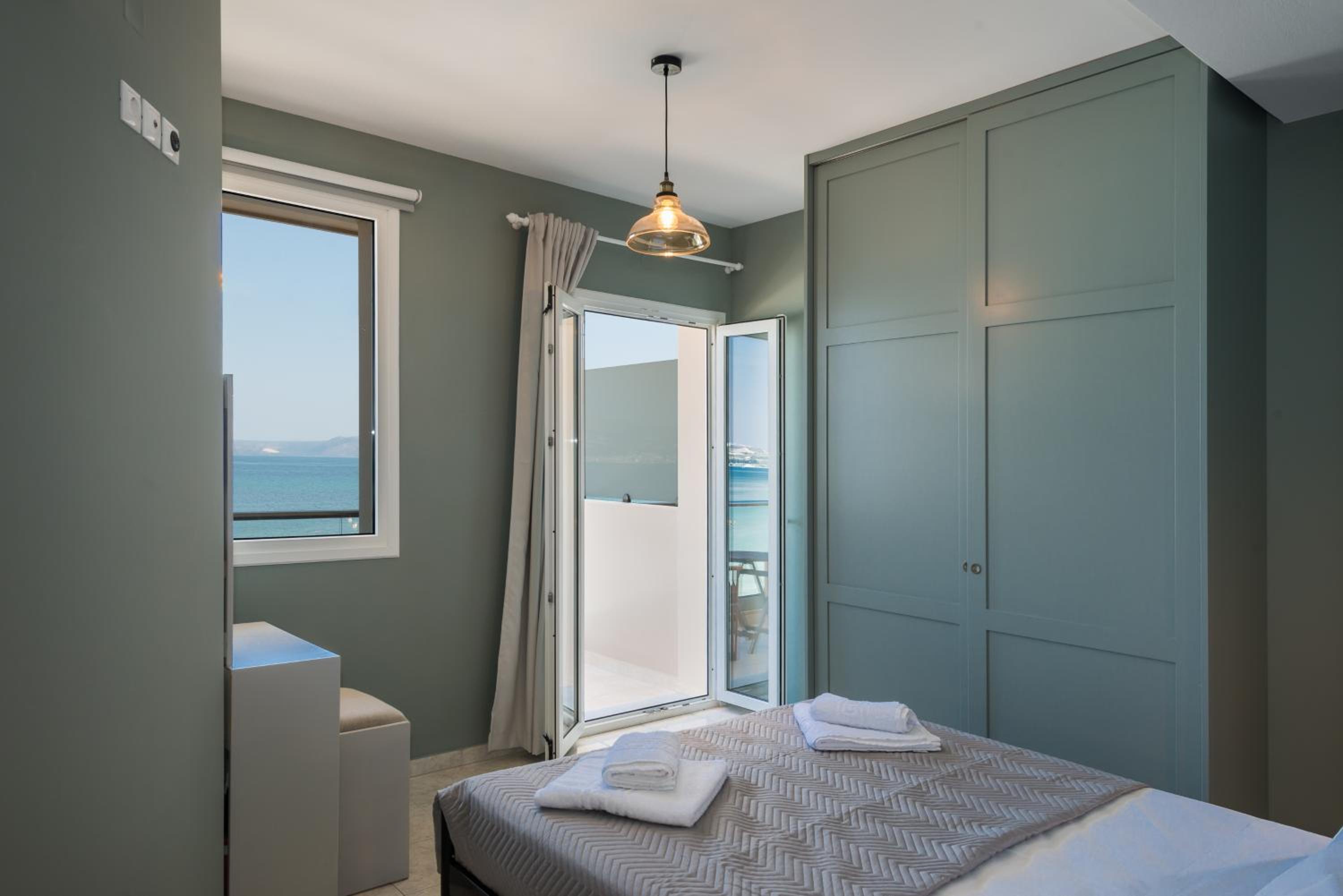 Apartment with Sea View - Photo 1