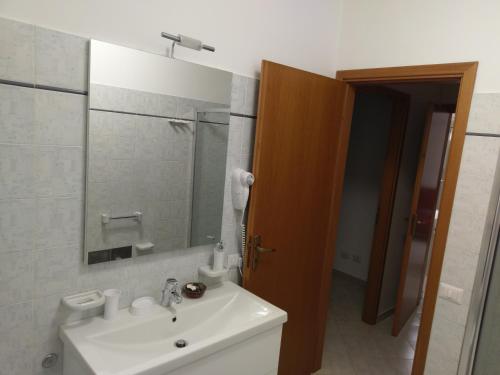 One-Bedroom House photo 2