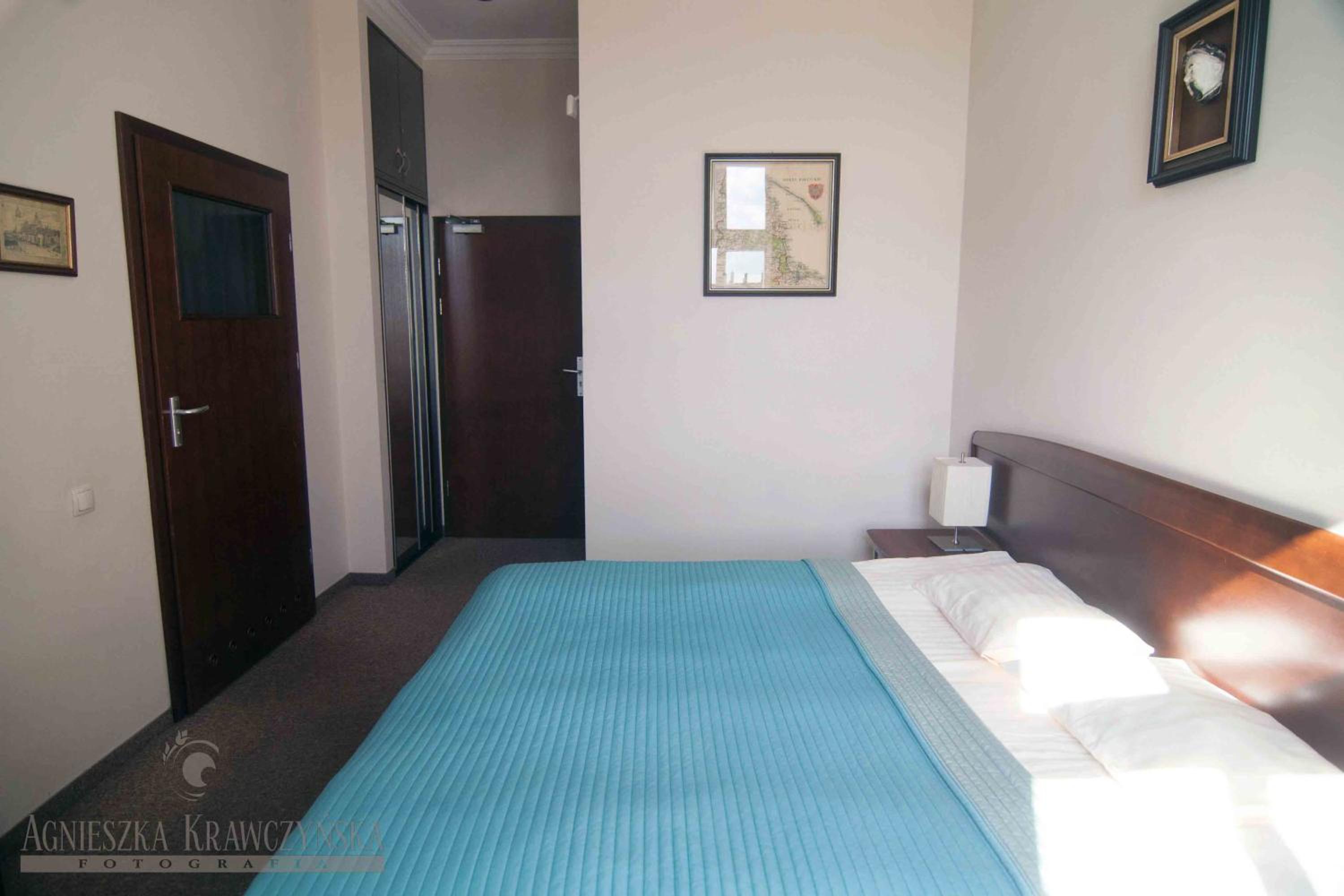 Double Room - Photo 8