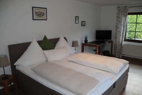 Large Double Room