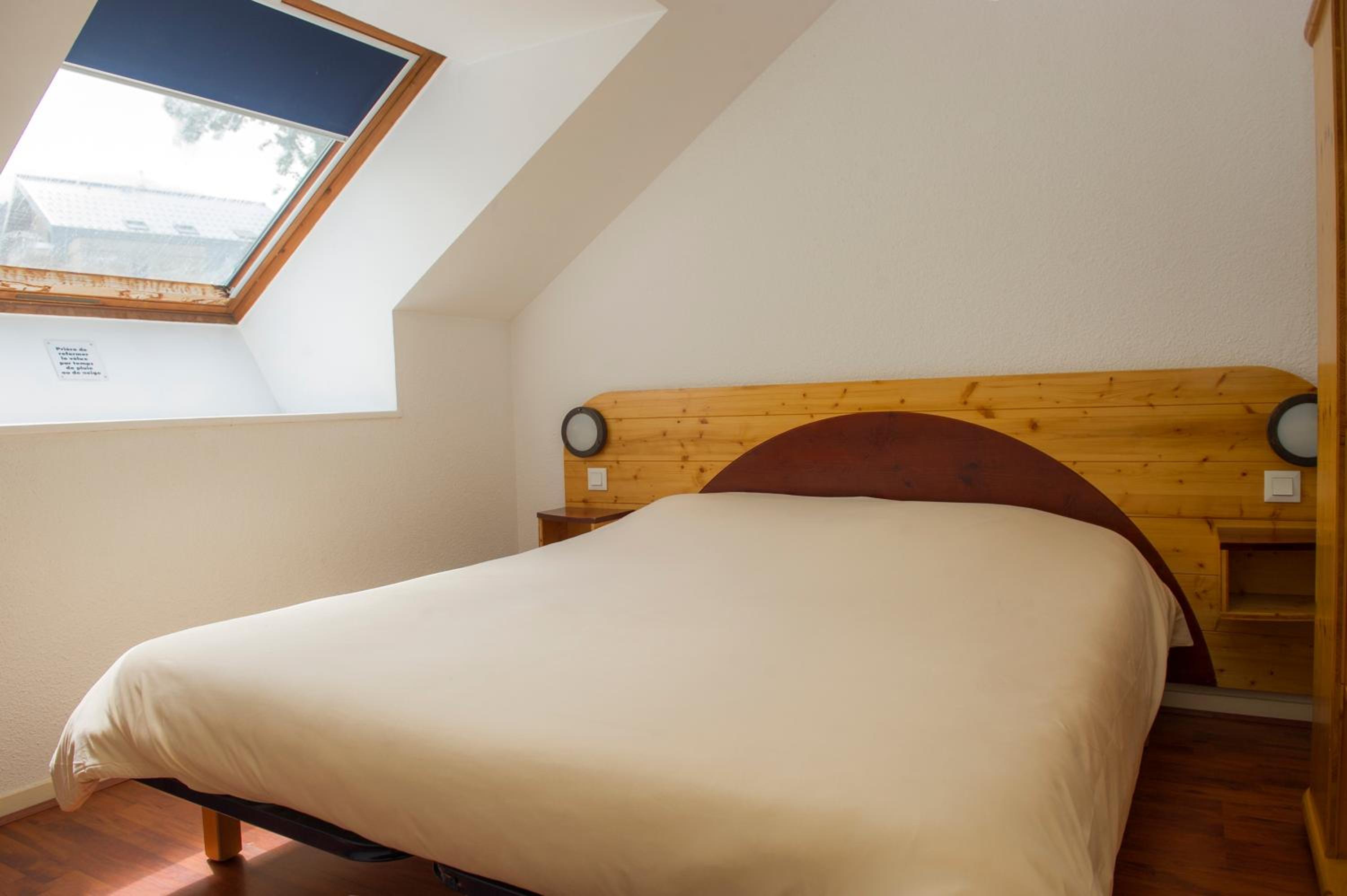 Standard Double Room (2 Adults)