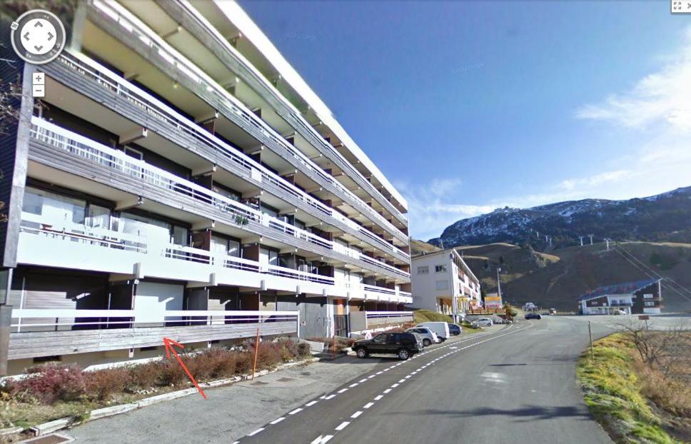 Apartment with Balcony photo 1