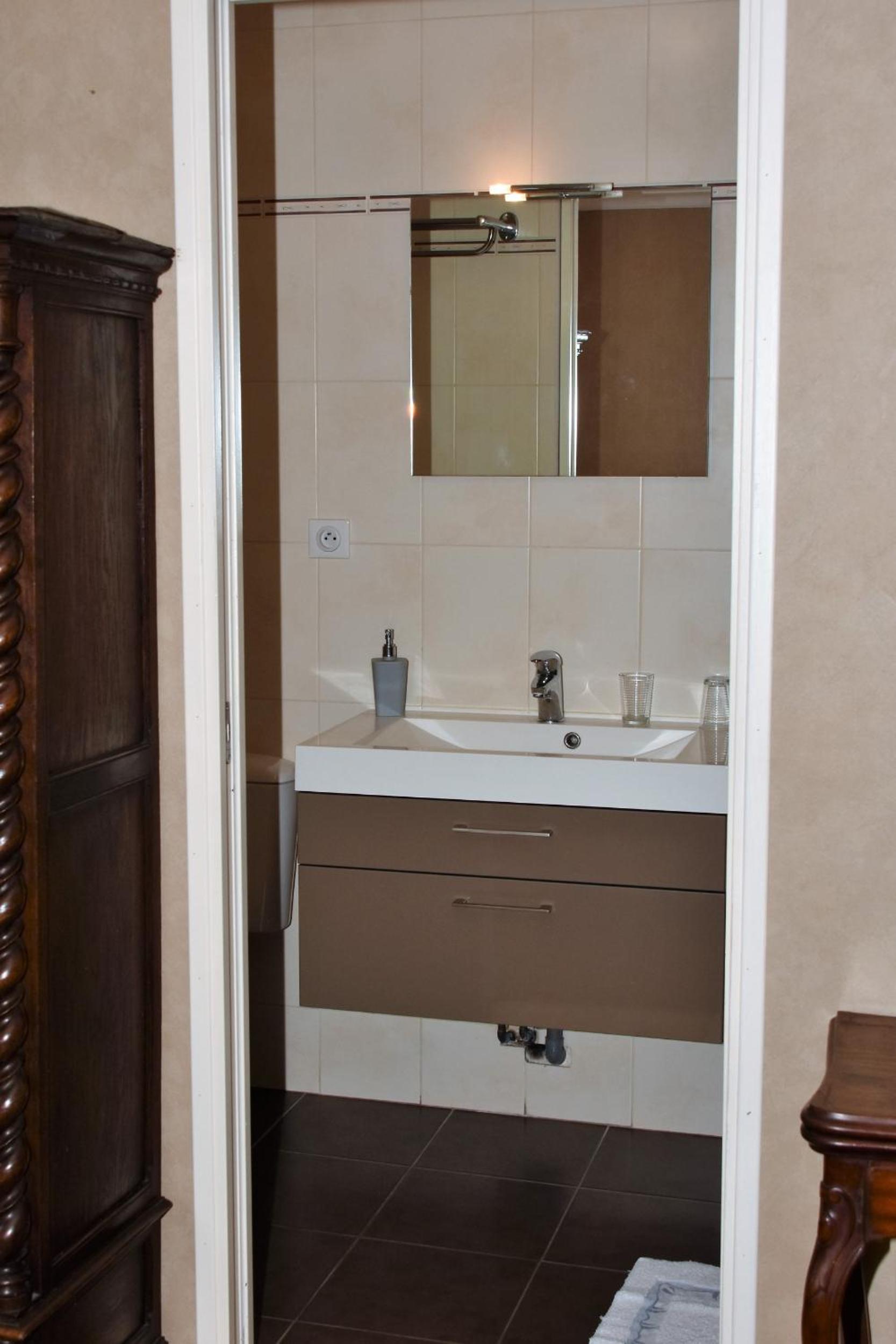 Comfort Triple Room with Shower photo 1
