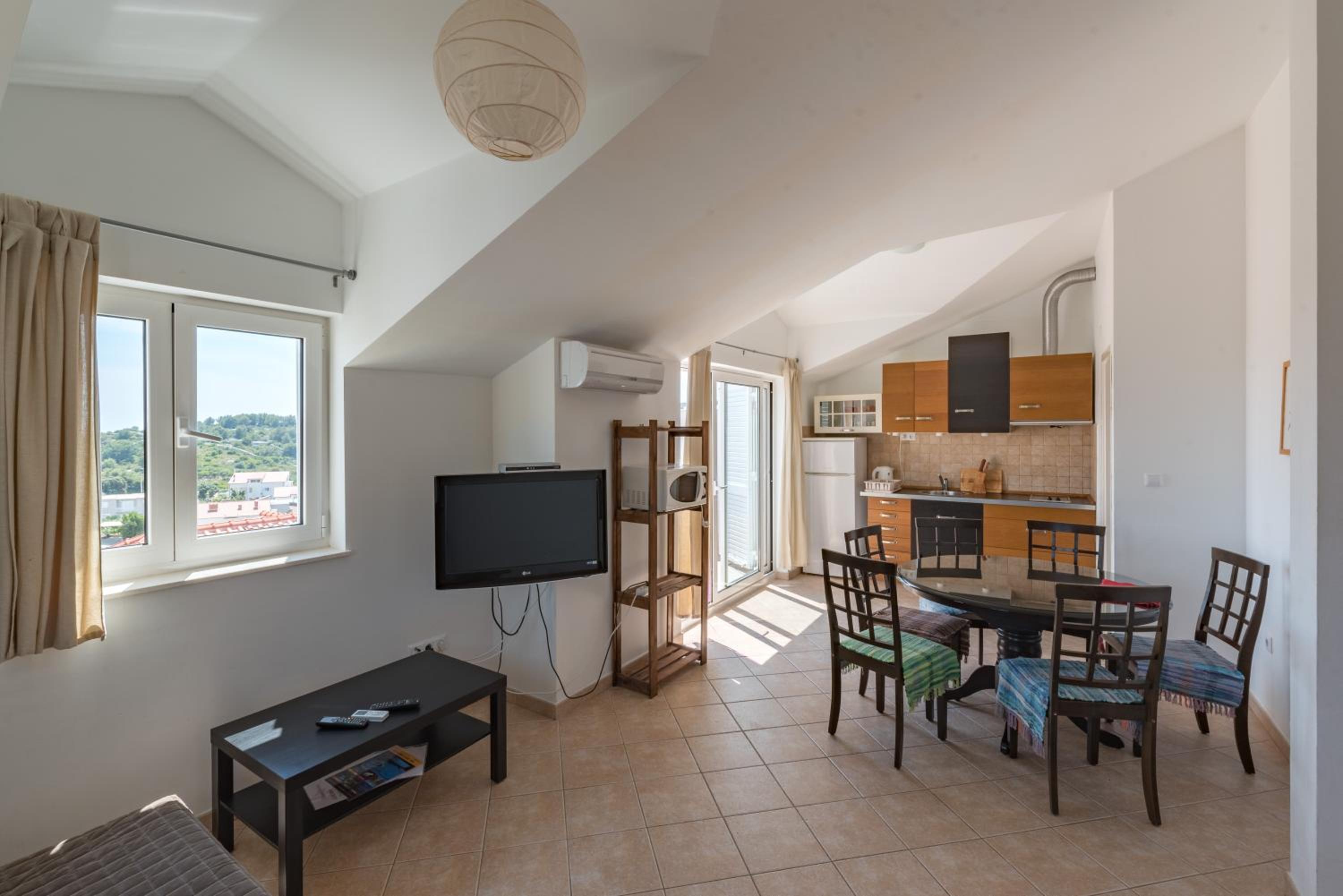 Two-Bedroom Apartment with Balcony - Photo 1
