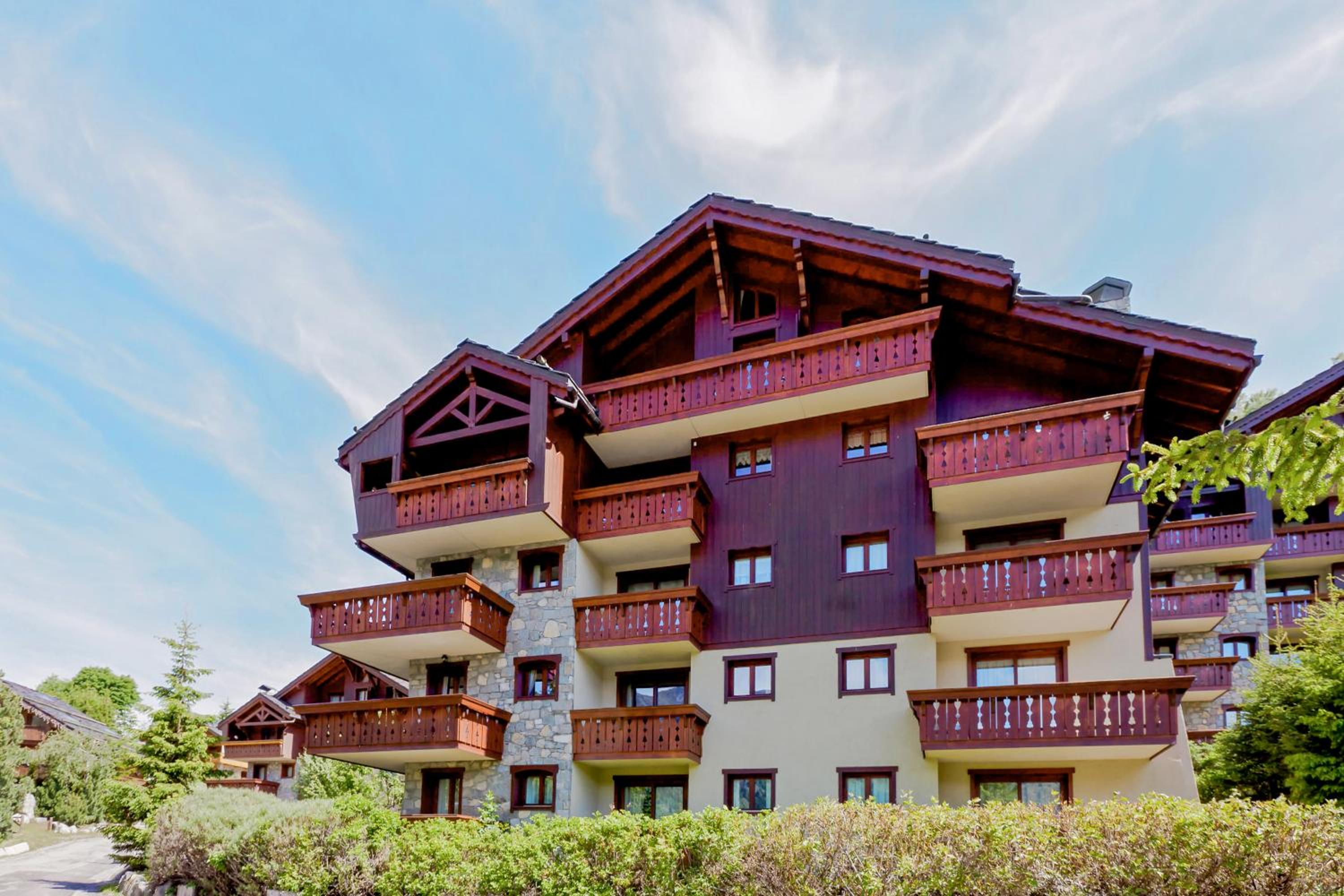 Prestige Three-Bedroom Apartment (10 People)