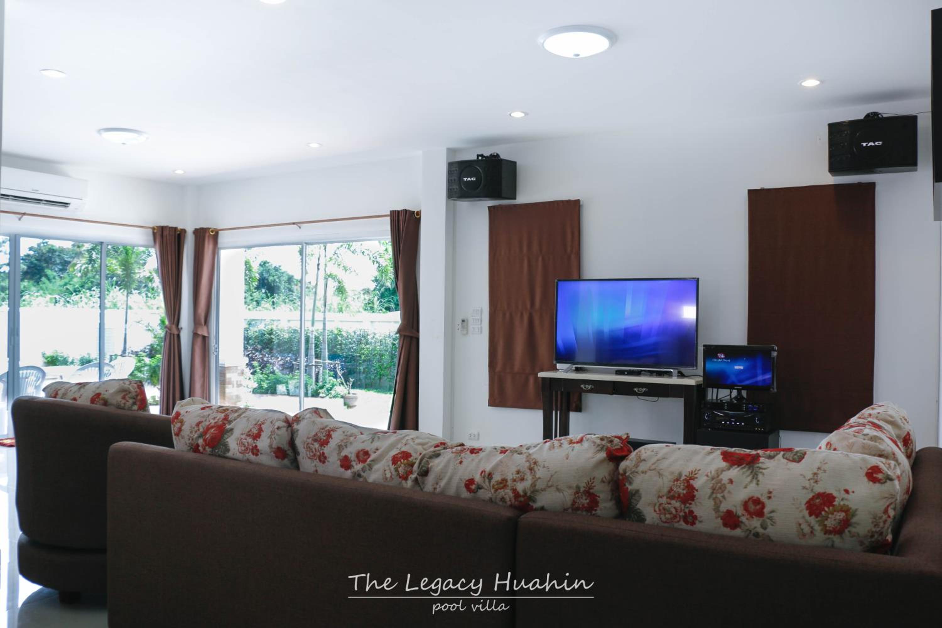 Deluxe Villa
