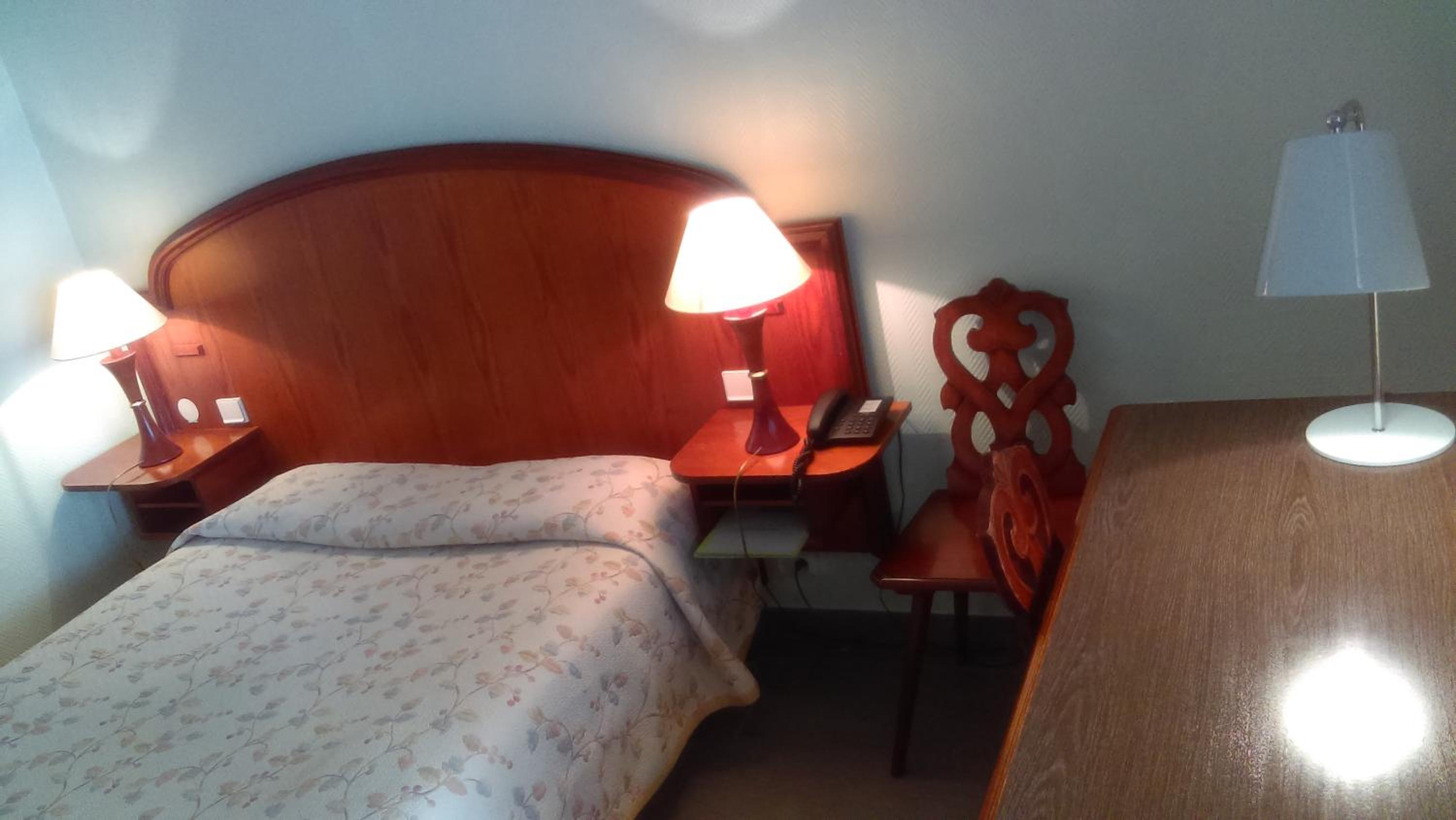 Standard Double Room photo 2