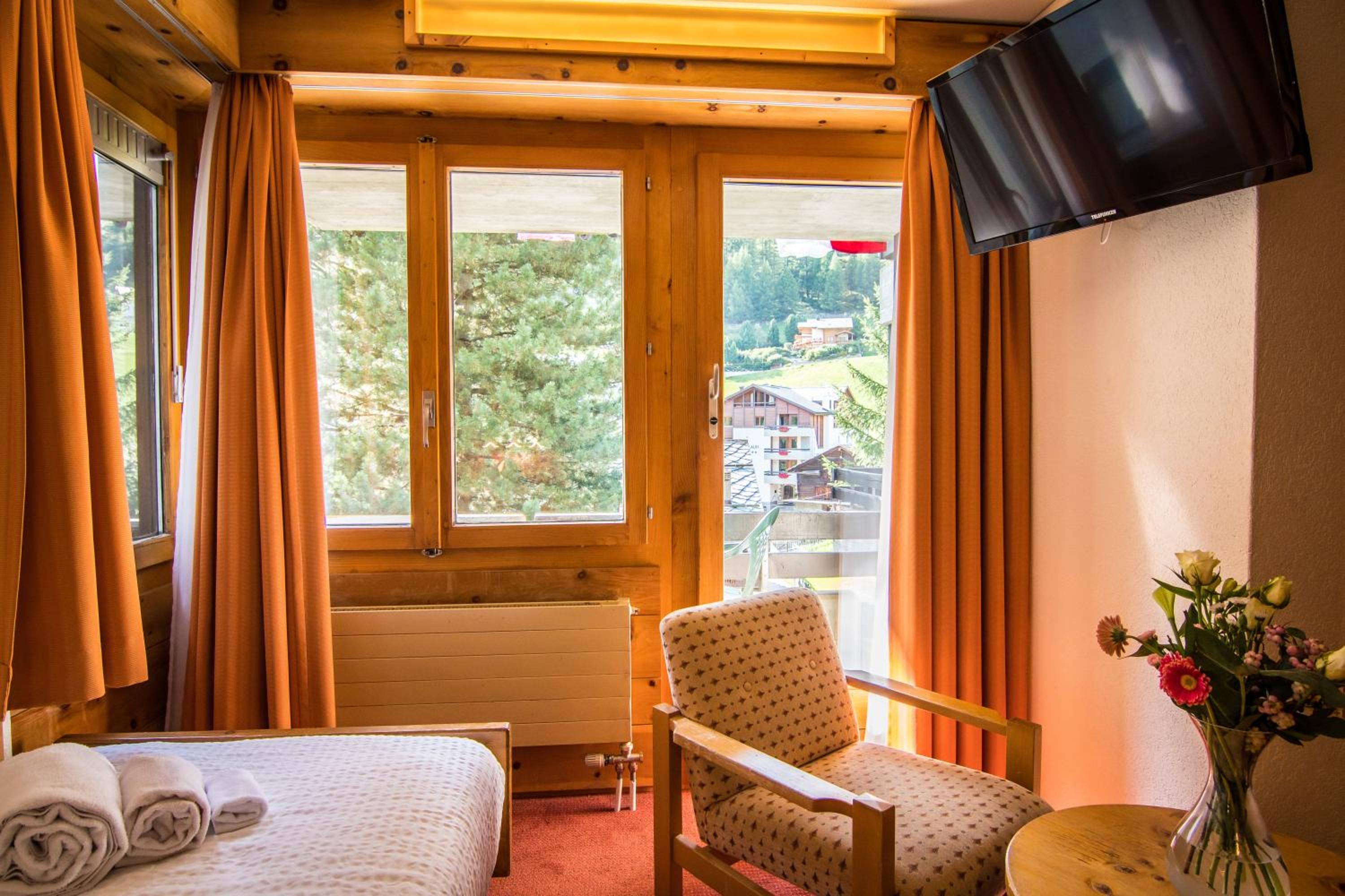 Single Room with Balcony photo 1