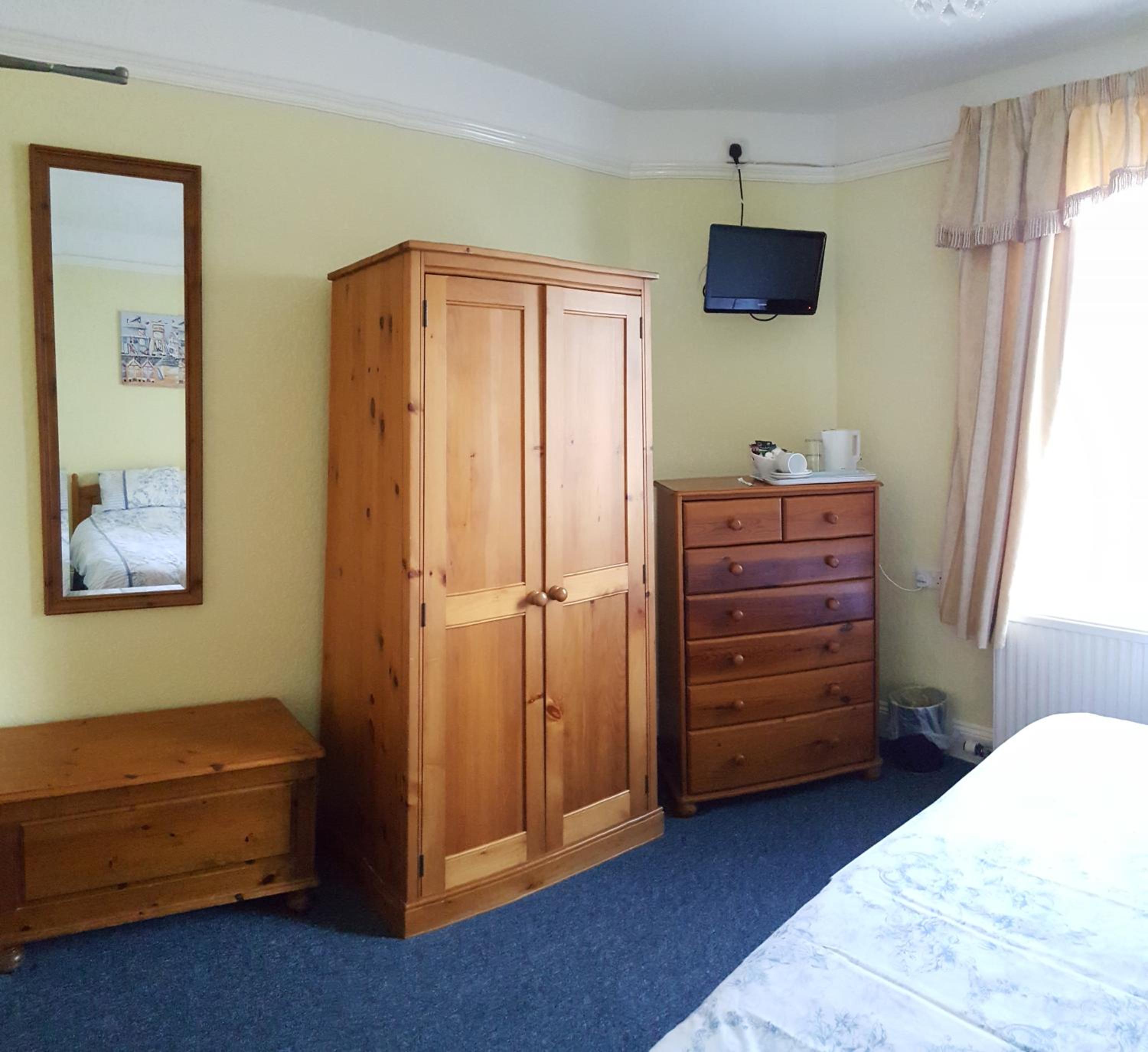Double or Twin Room photo 2