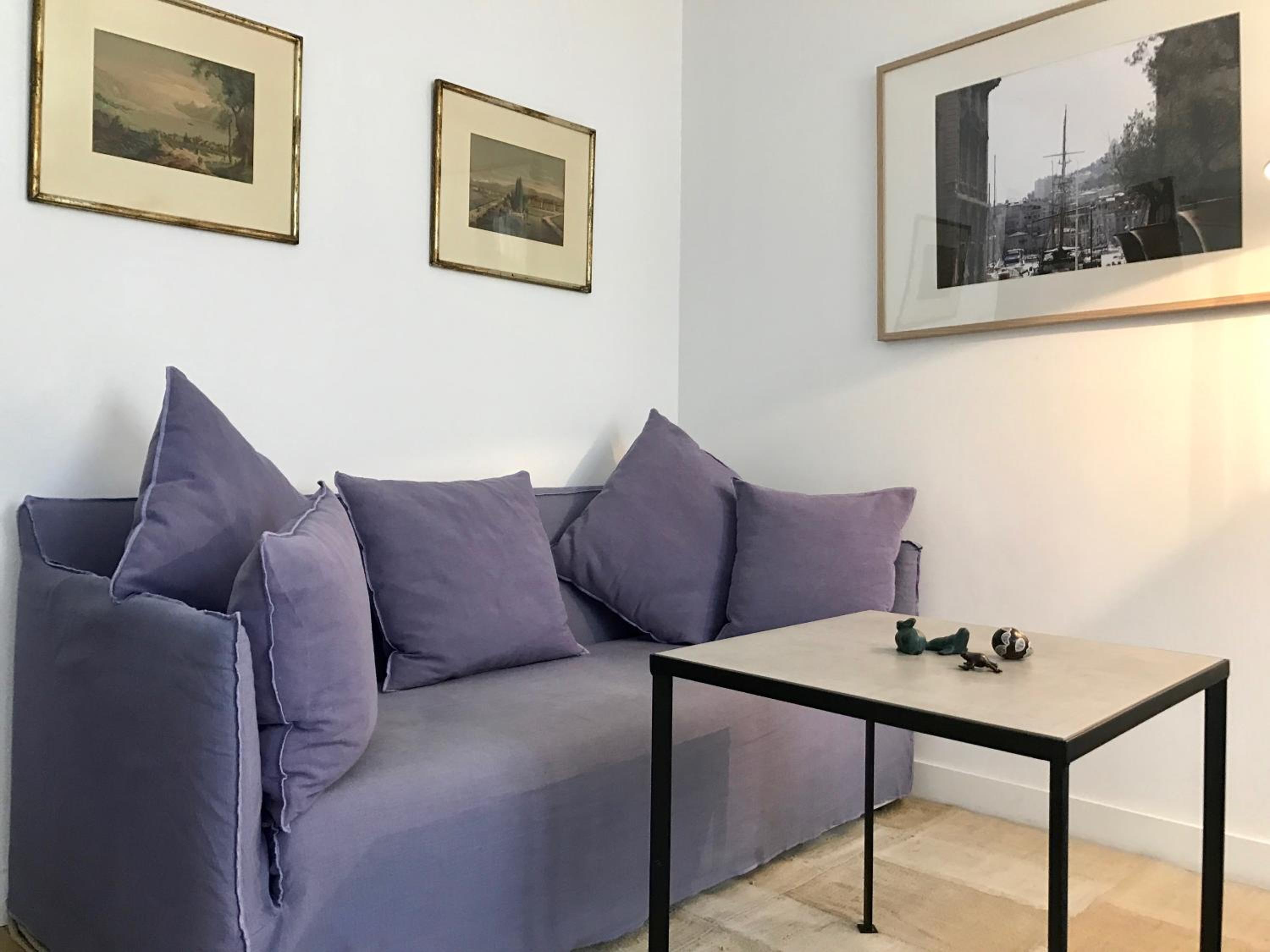 Deluxe One-Bedroom Apartment - 34m2 photo 3