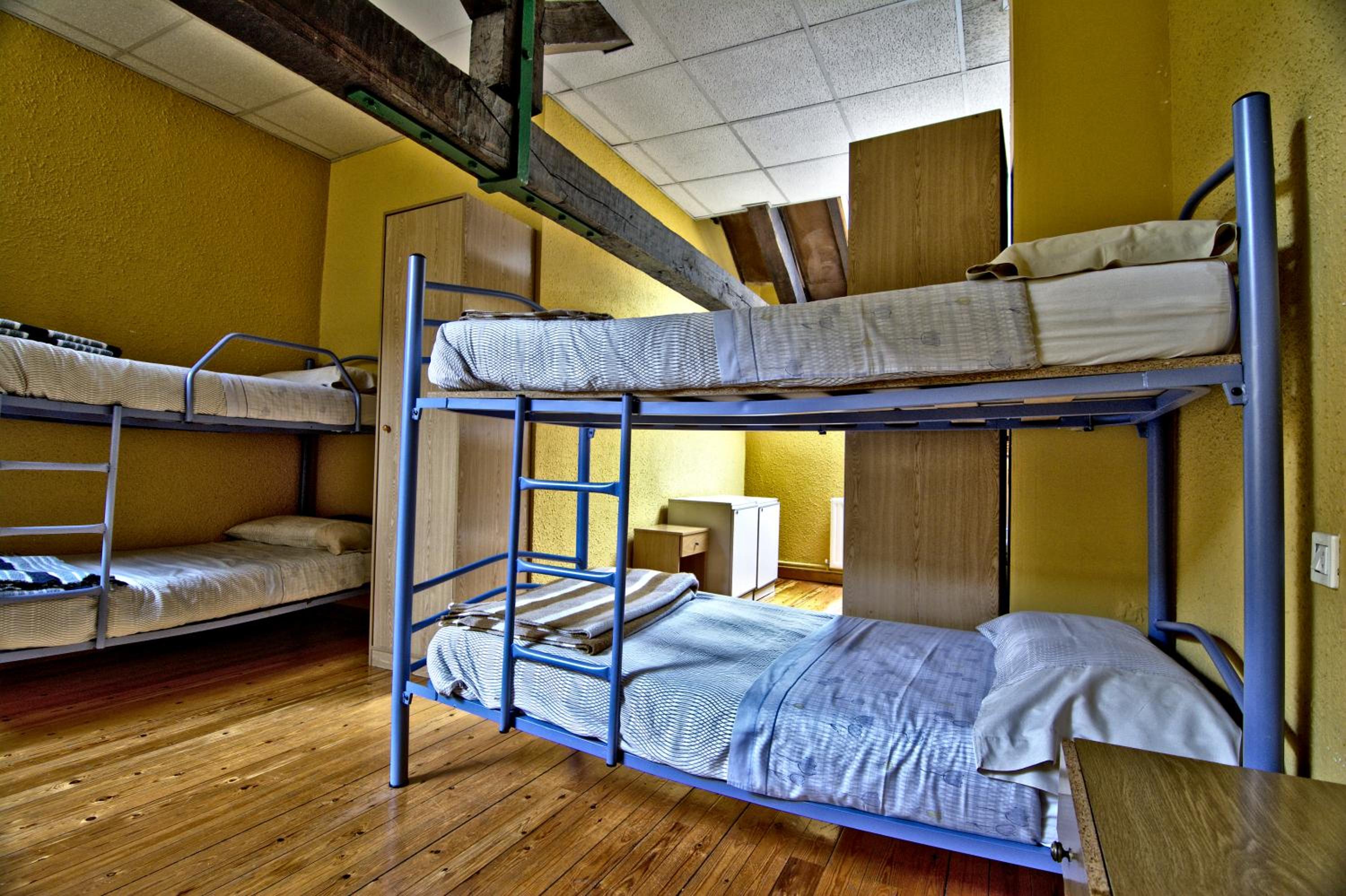 10-Bed Mixed Dormitory Room photo 1