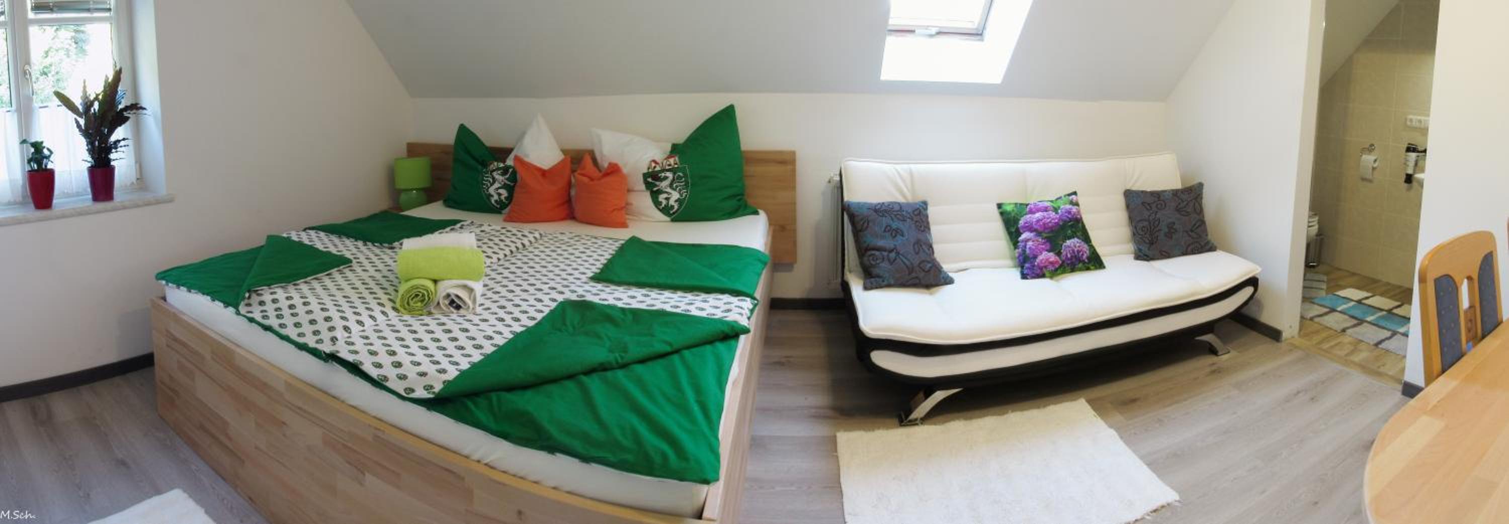 One-Bedroom Apartment photo 2