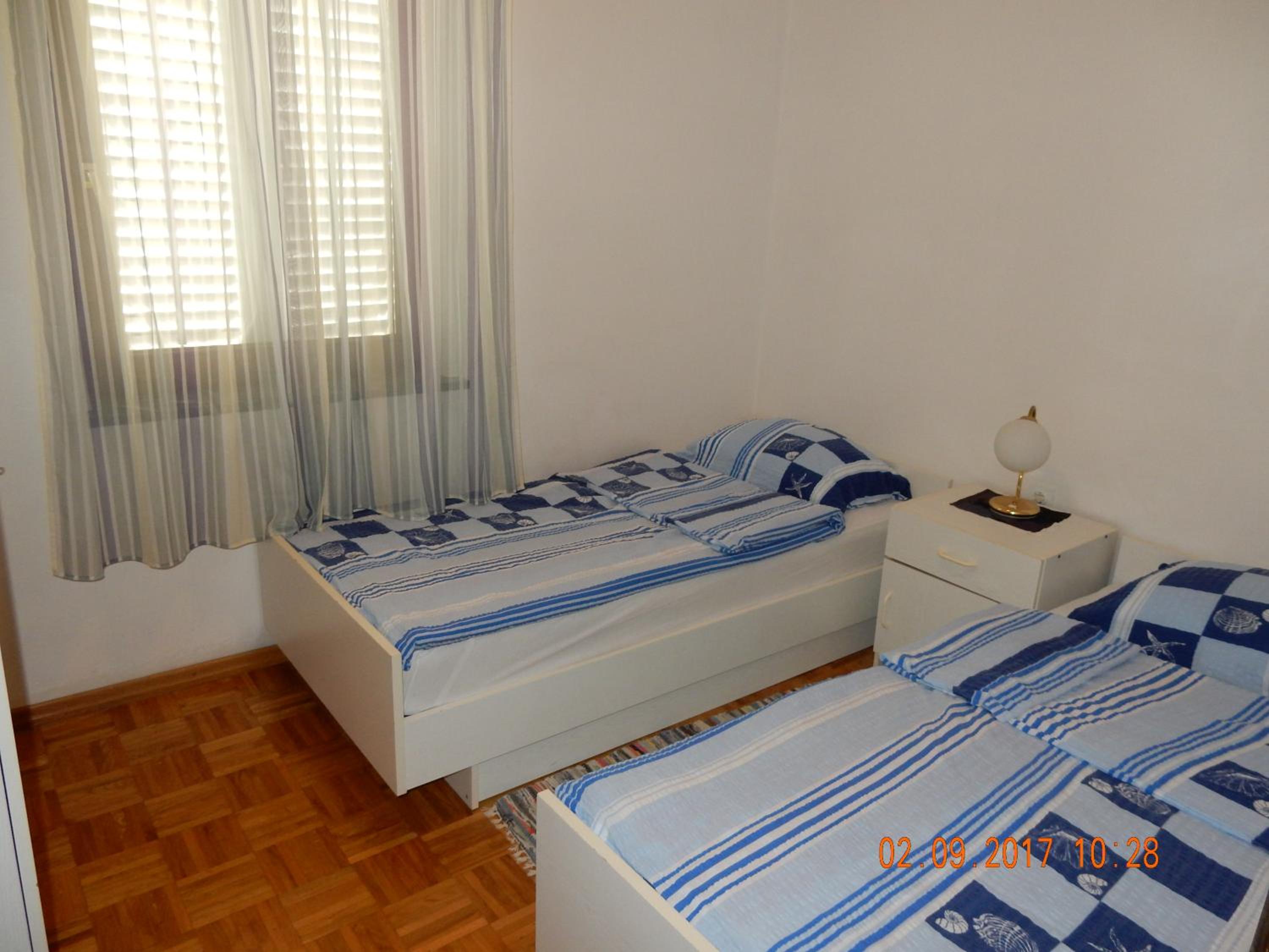 Apartment with Terrace and Sea View photo 2